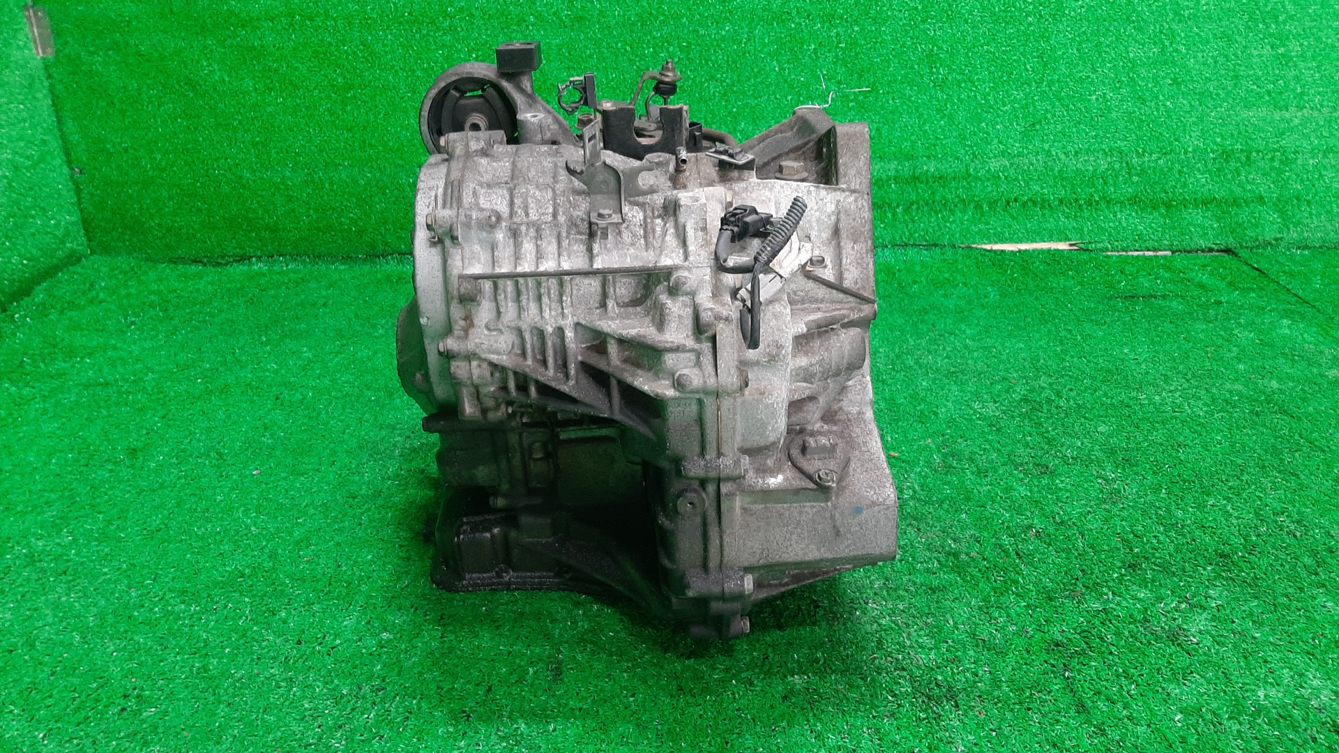АКПП NISSAN AVENIR, LIBERTY, PRIMERA, WINGROAD, BLUEBIRD SYLPHY RW11, RM12, TP12, RP12, WTP12, WRP12, WRY11, TG10 QR20DE, QR25DD, QR20DD 8E073, RE0F06A FP54 2 ракурс