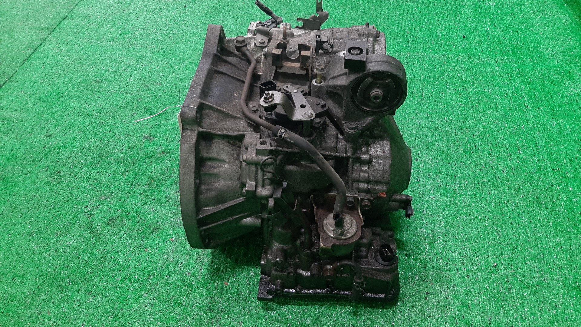 АКПП NISSAN AVENIR, LIBERTY, PRIMERA, WINGROAD, BLUEBIRD SYLPHY RW11, RM12, TP12, RP12, WTP12, WRP12, WRY11, TG10 QR20DE, QR25DD, QR20DD 8E073, RE0F06A FP54 4 ракурс