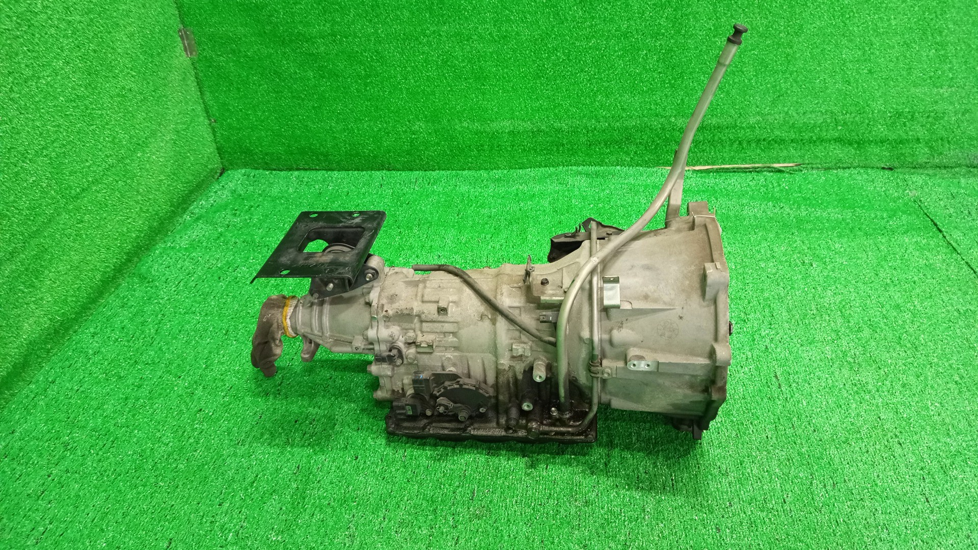 АКПП MAZDA DELICA, BONGO, VANETTE SKP2TM, SKP2VM, SLP2T, SKP2V, SKP2T, SLP2V, SKP2VN, SKP2TN L8 UM800 1 ракурс