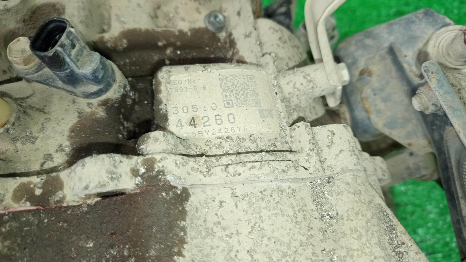 АКПП TOYOTA IPSUM ACM26W 2AZ-FE U140F-01A 5 ракурс