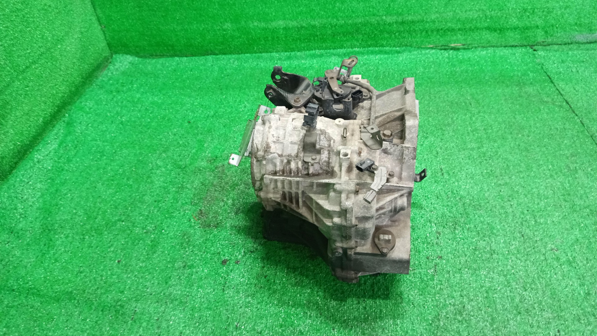 АКПП NISSAN SERENA TC24 QR20DE RE0F06A FP57 3 ракурс