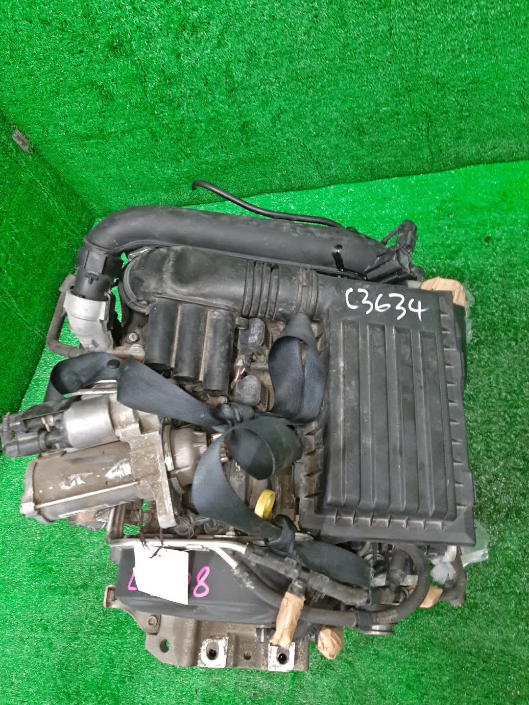 Двигатель VOLKSWAGEN GOLF 5G1 CPT 017300 1 ракурс