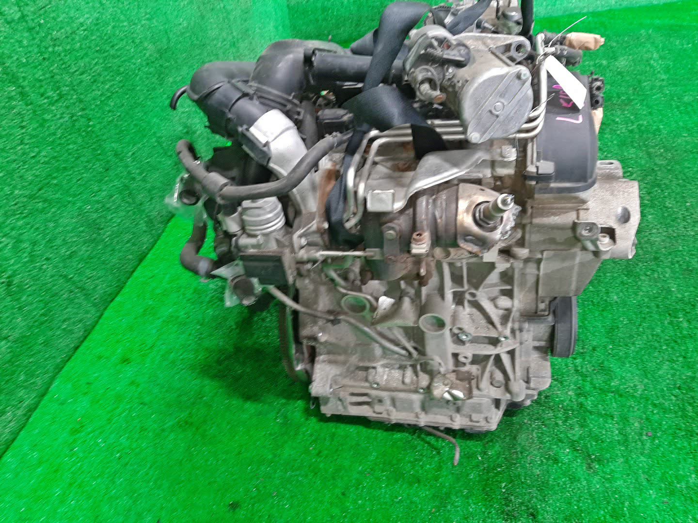 Двигатель VOLKSWAGEN GOLF 5G1 CPT 017300 3 ракурс