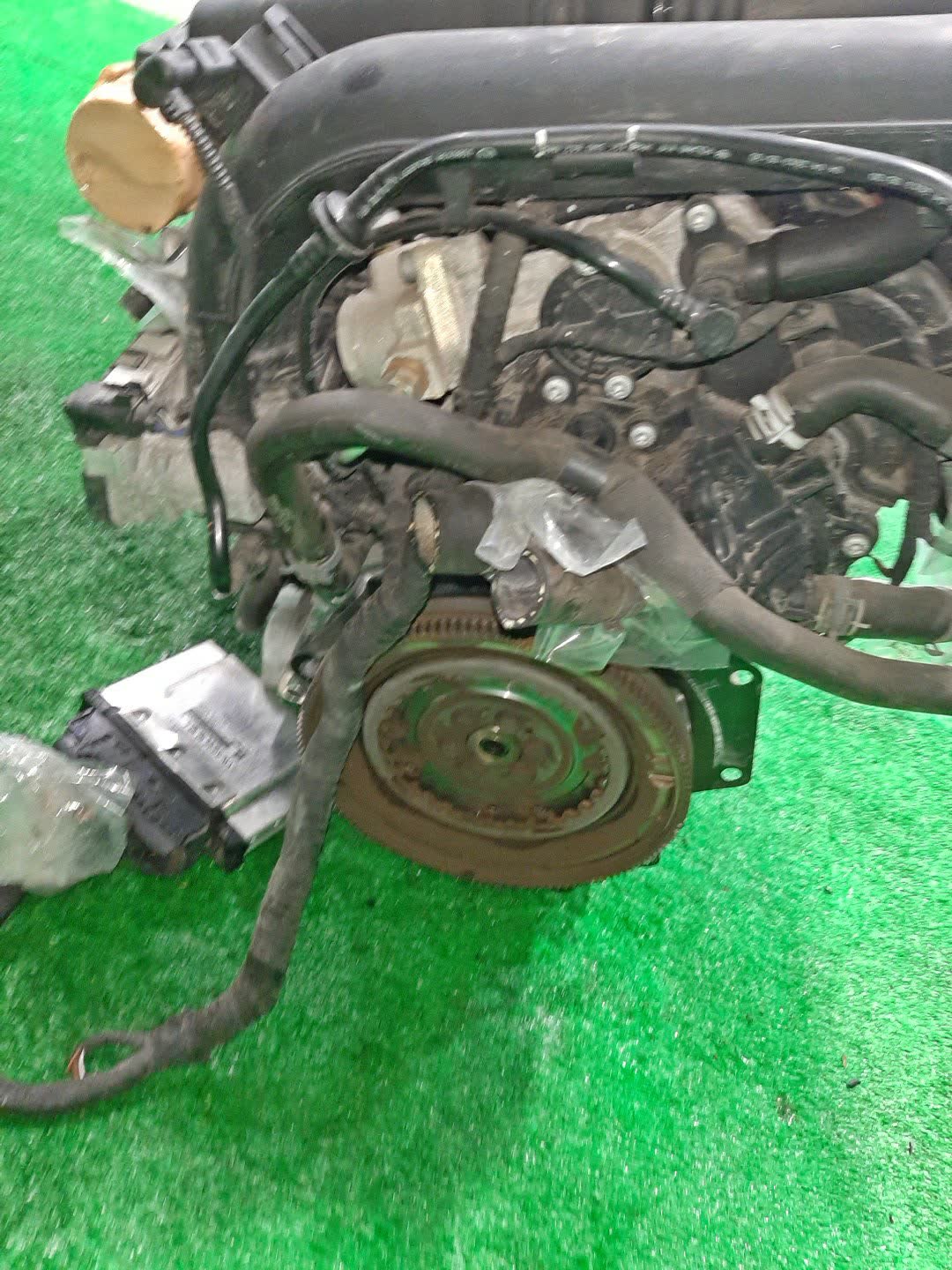 Двигатель VOLKSWAGEN GOLF 5G1 CPT 017300 5 ракурс