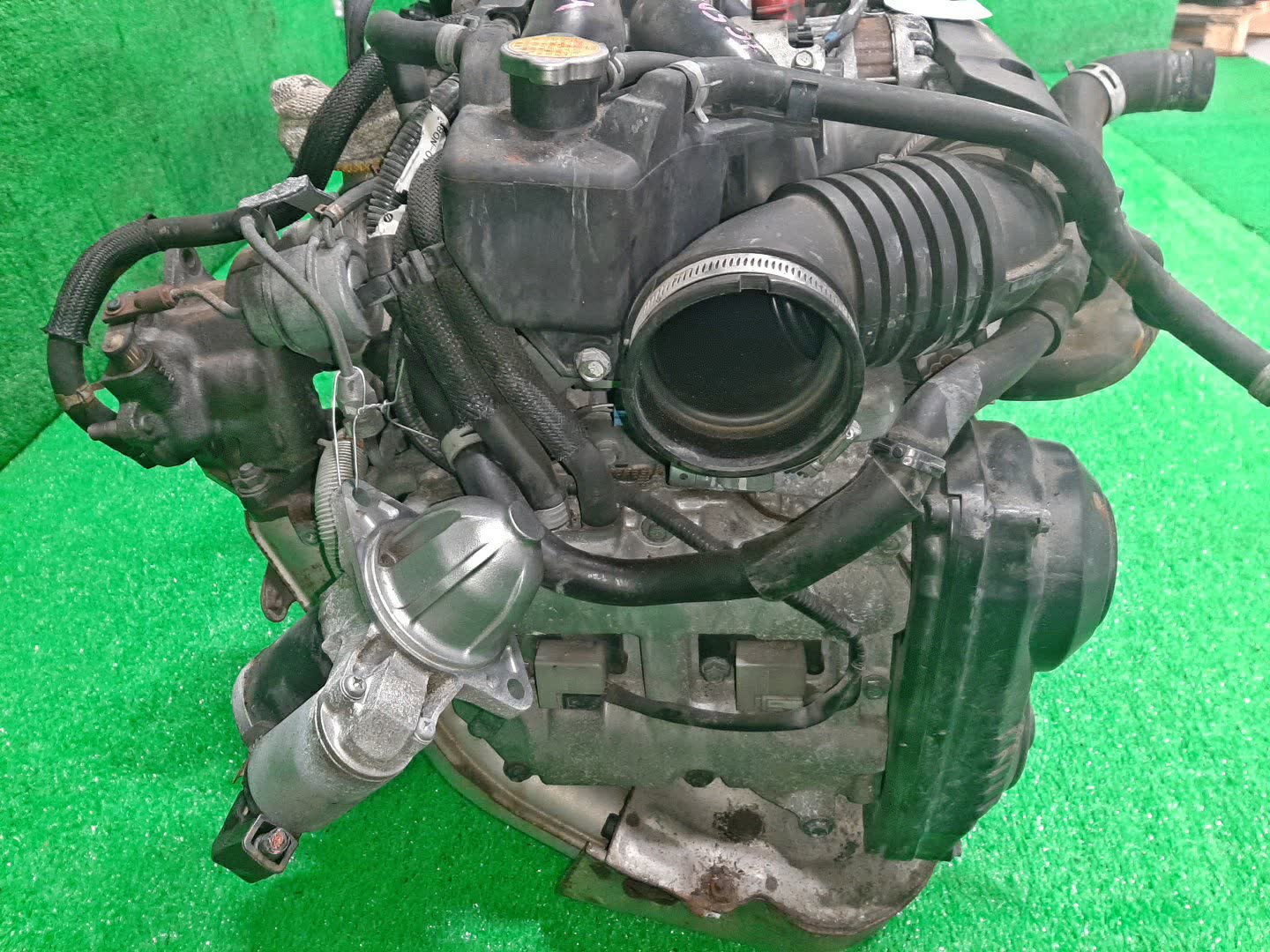 Двигатель SUBARU EXIGA YA5, YA4 EJ205 EJ205HBJME 4 ракурс