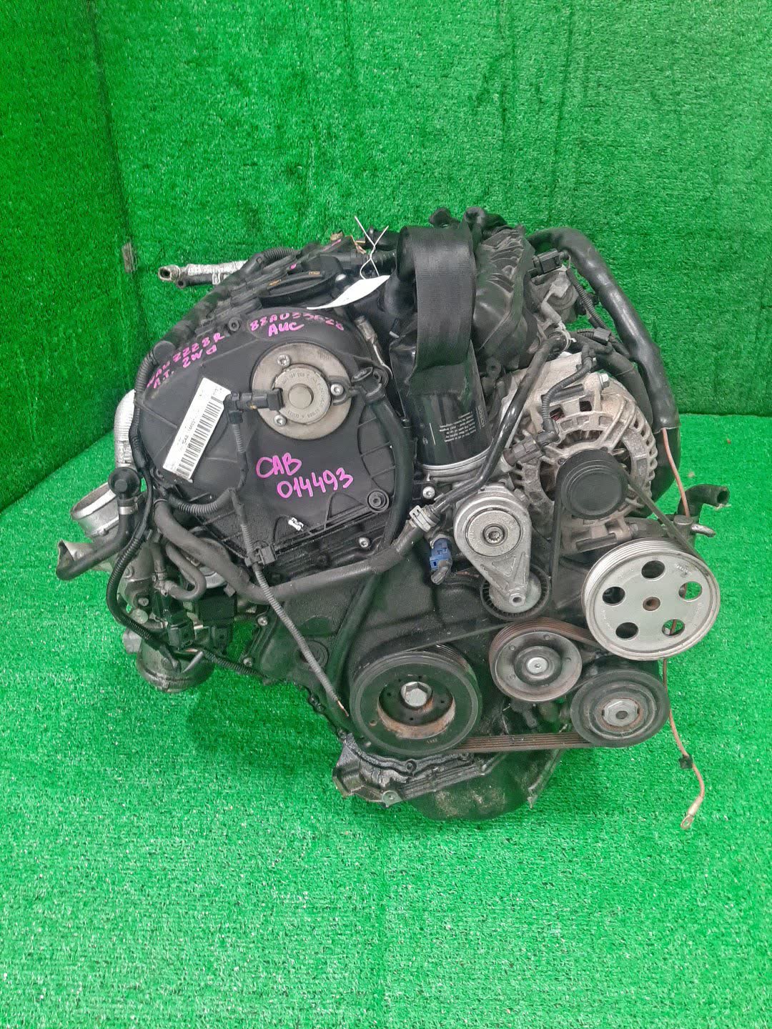 Двигатель AUDI A4 8K2, B8, 8K5 CABB 014493 2 ракурс Двигатель AUDI A4 8K2, B8, 8K5 CABB 014493 2 ракурс