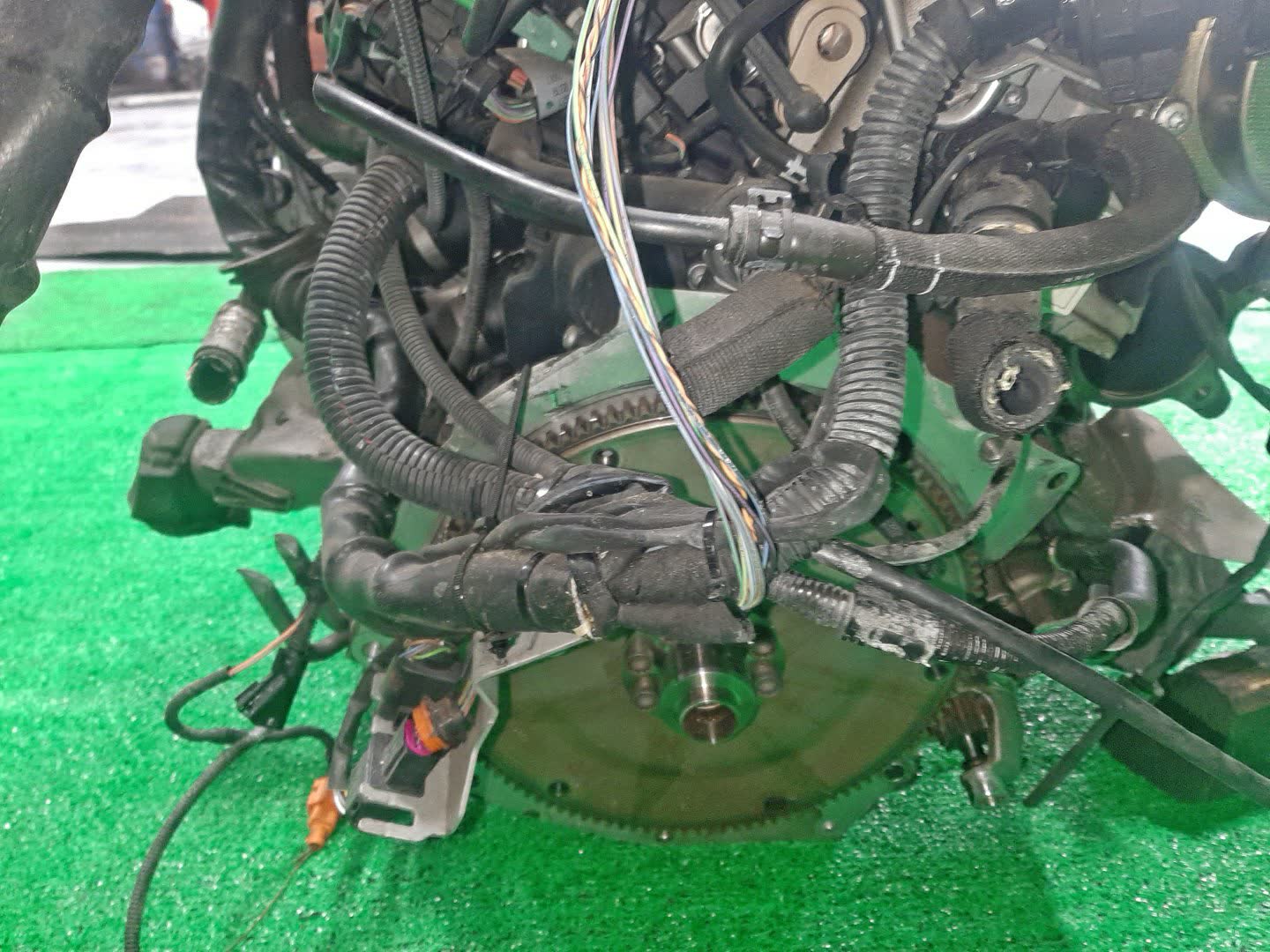 Двигатель AUDI A4 8K2, B8, 8K5 CABB 014493 5 ракурс Двигатель AUDI A4 8K2, B8, 8K5 CABB 014493 5 ракурс