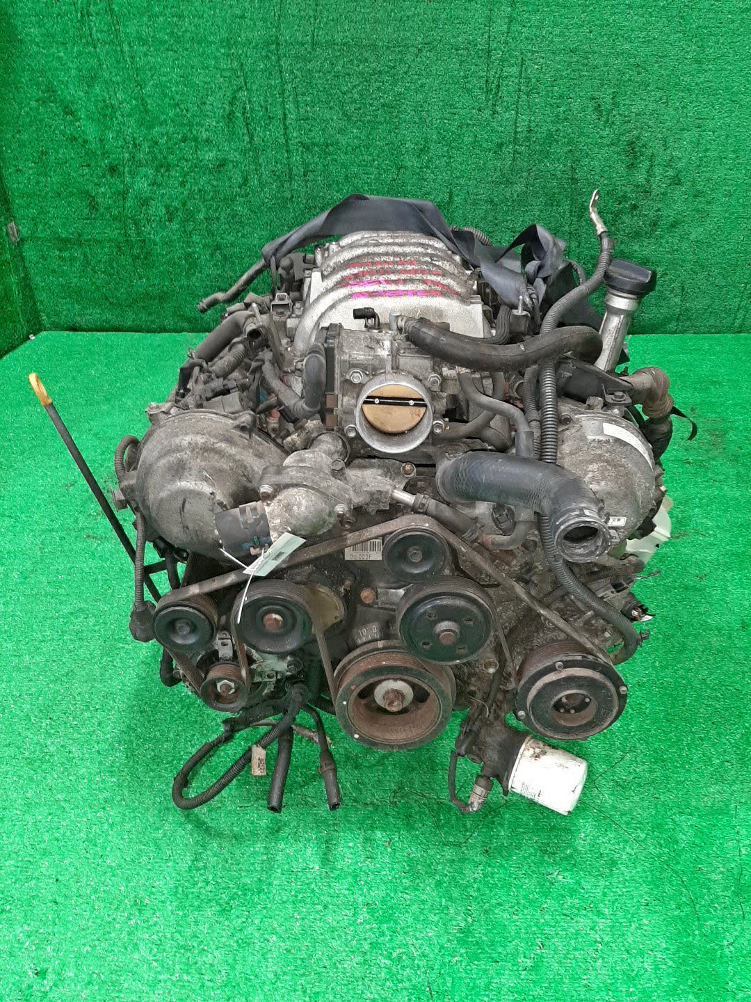 Двигатель TOYOTA CROWN MAJESTA UZS187 3UZ-FE SET 2 ракурс