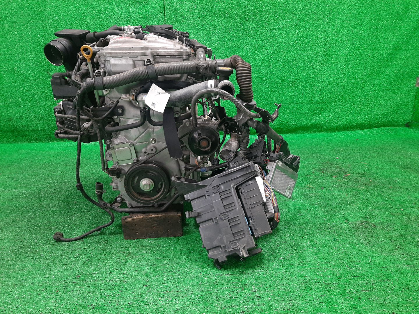 Двигатель TOYOTA CROWN AWS210 2AR-FSE 0835710 2 ракурс
