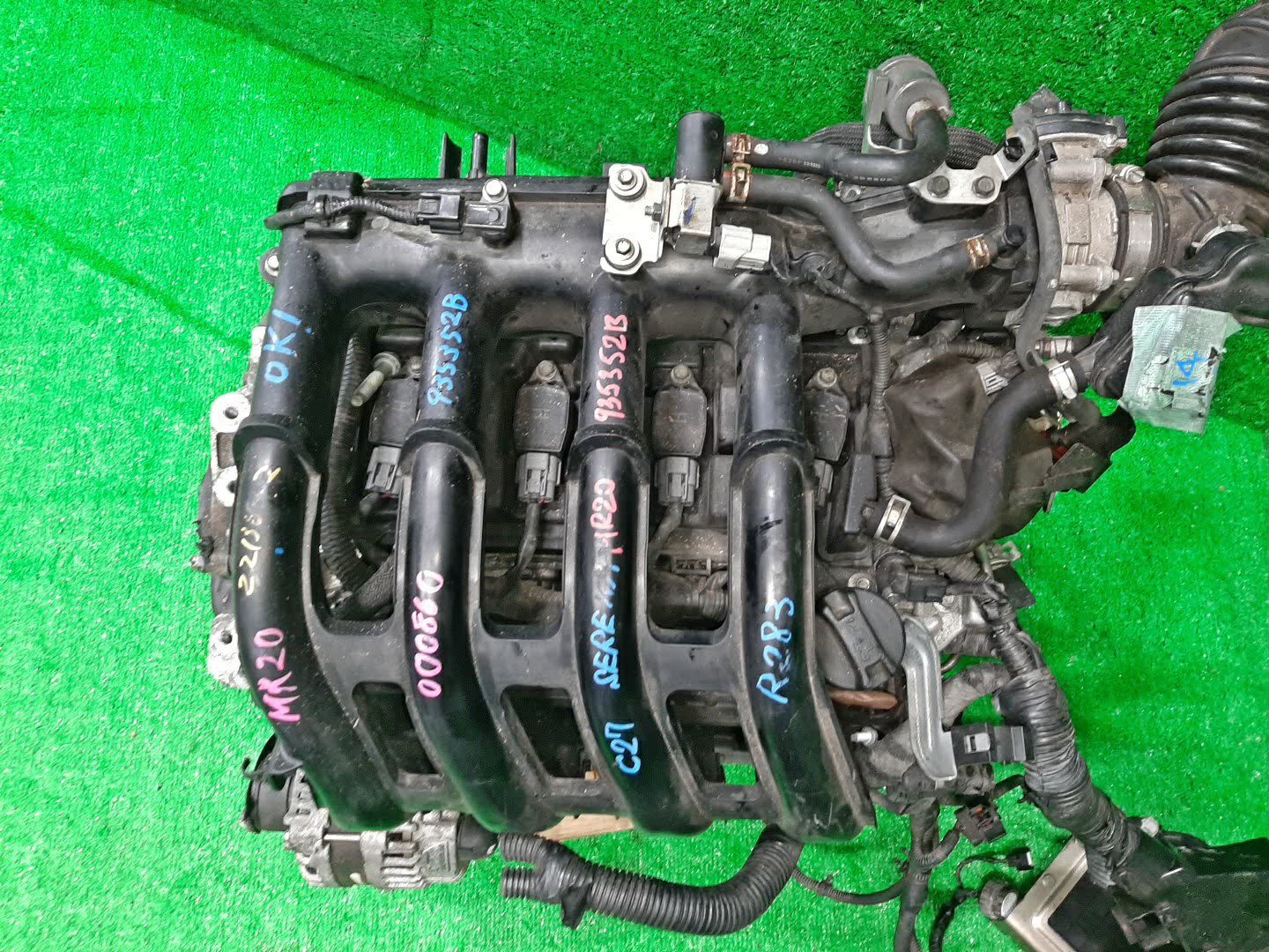Двигатель NISSAN SERENA C27 MR20DD 935352B 1 ракурс Двигатель NISSAN SERENA C27 MR20DD 935352B 1 ракурс