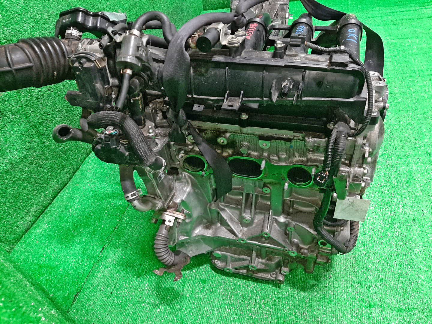 Двигатель NISSAN SERENA C27 MR20DD 935352B 4 ракурс Двигатель NISSAN SERENA C27 MR20DD 935352B 4 ракурс