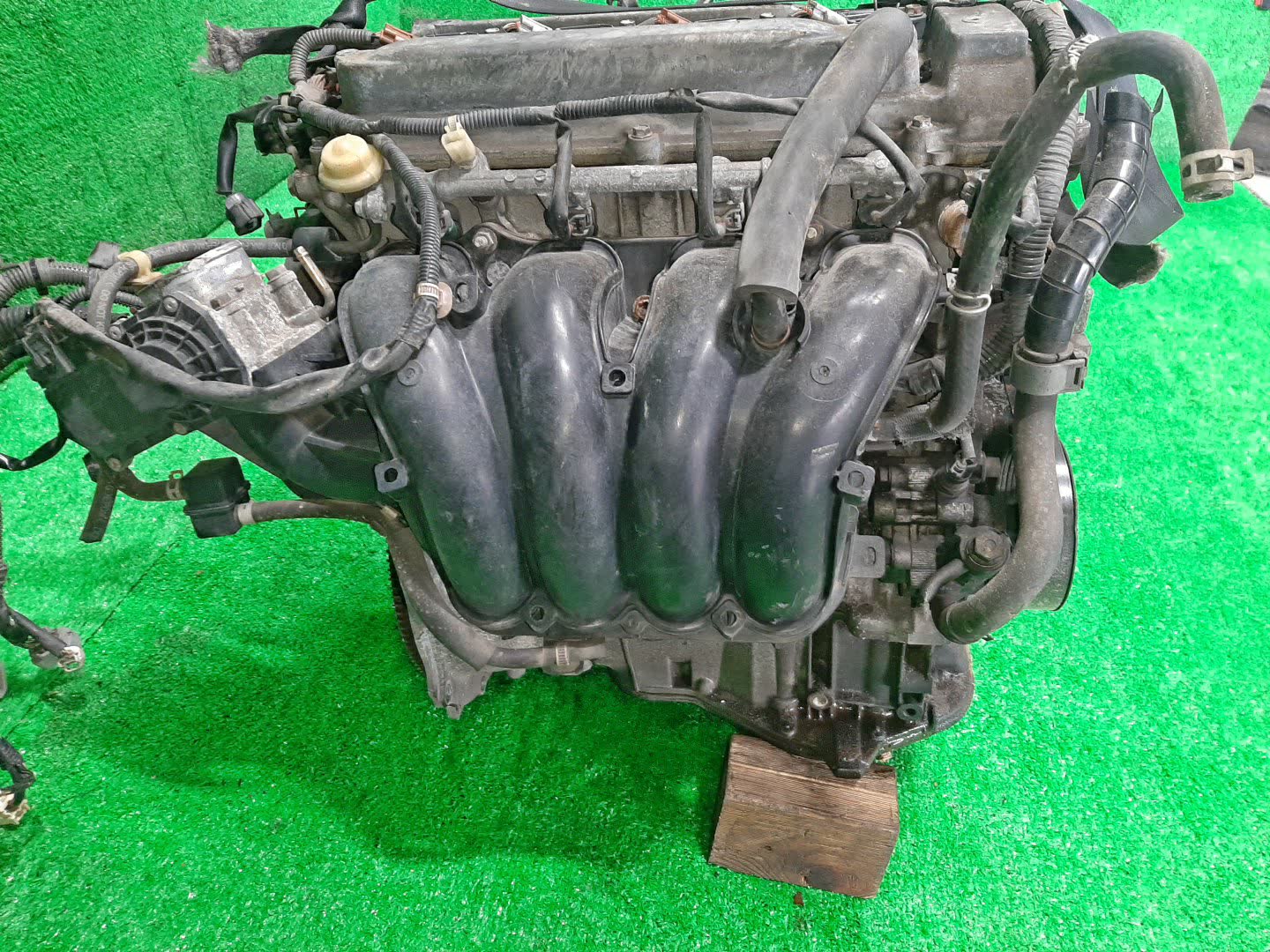 Двигатель TOYOTA IPSUM ACM21W, ACM26W 2AZ-FE ELECTRO 4 ракурс Двигатель TOYOTA IPSUM ACM21W, ACM26W 2AZ-FE ELECTRO 4 ракурс