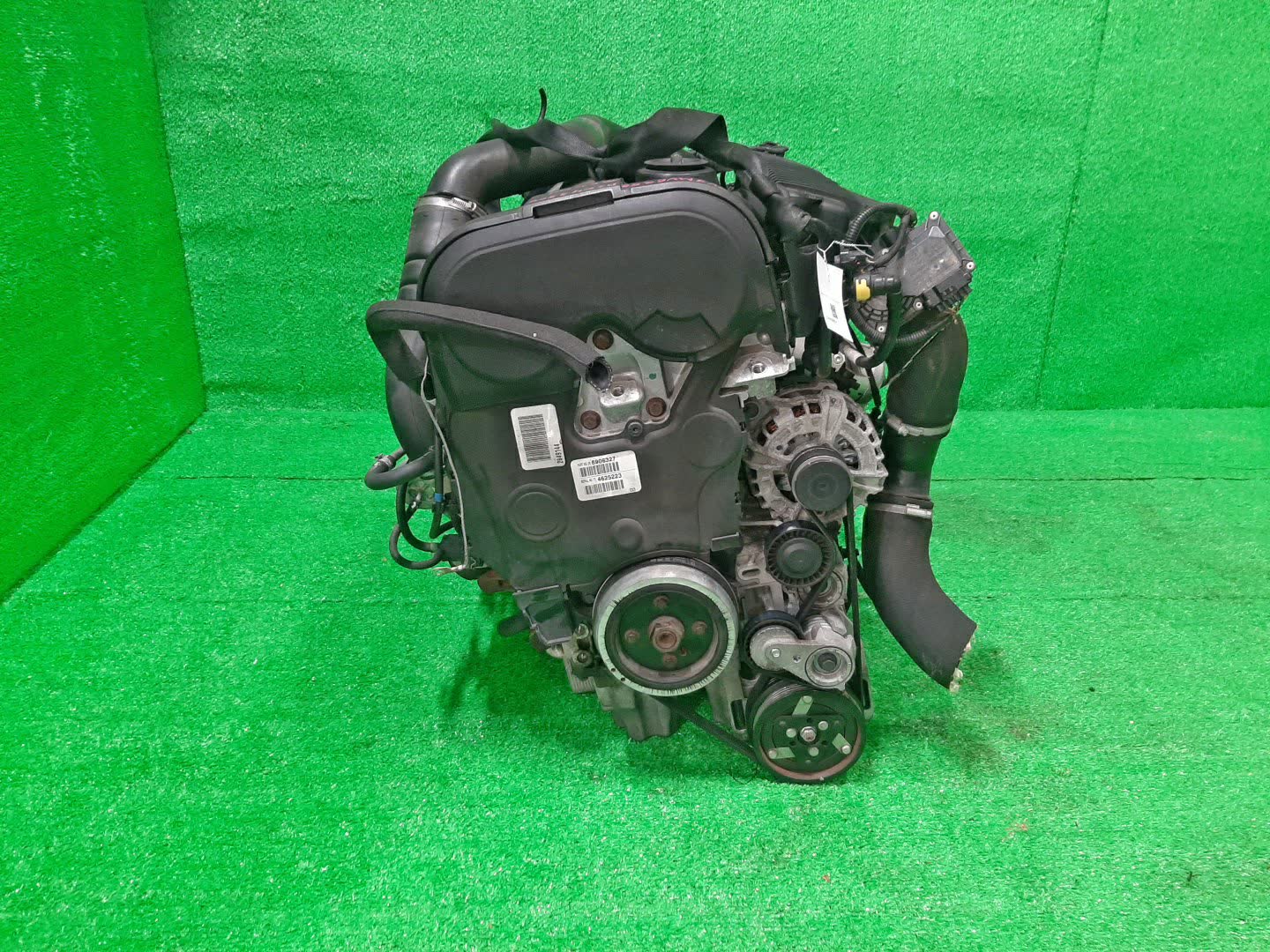 Двигатель VOLVO V40 MZ63, MV B5204T9 4625223 2 ракурс