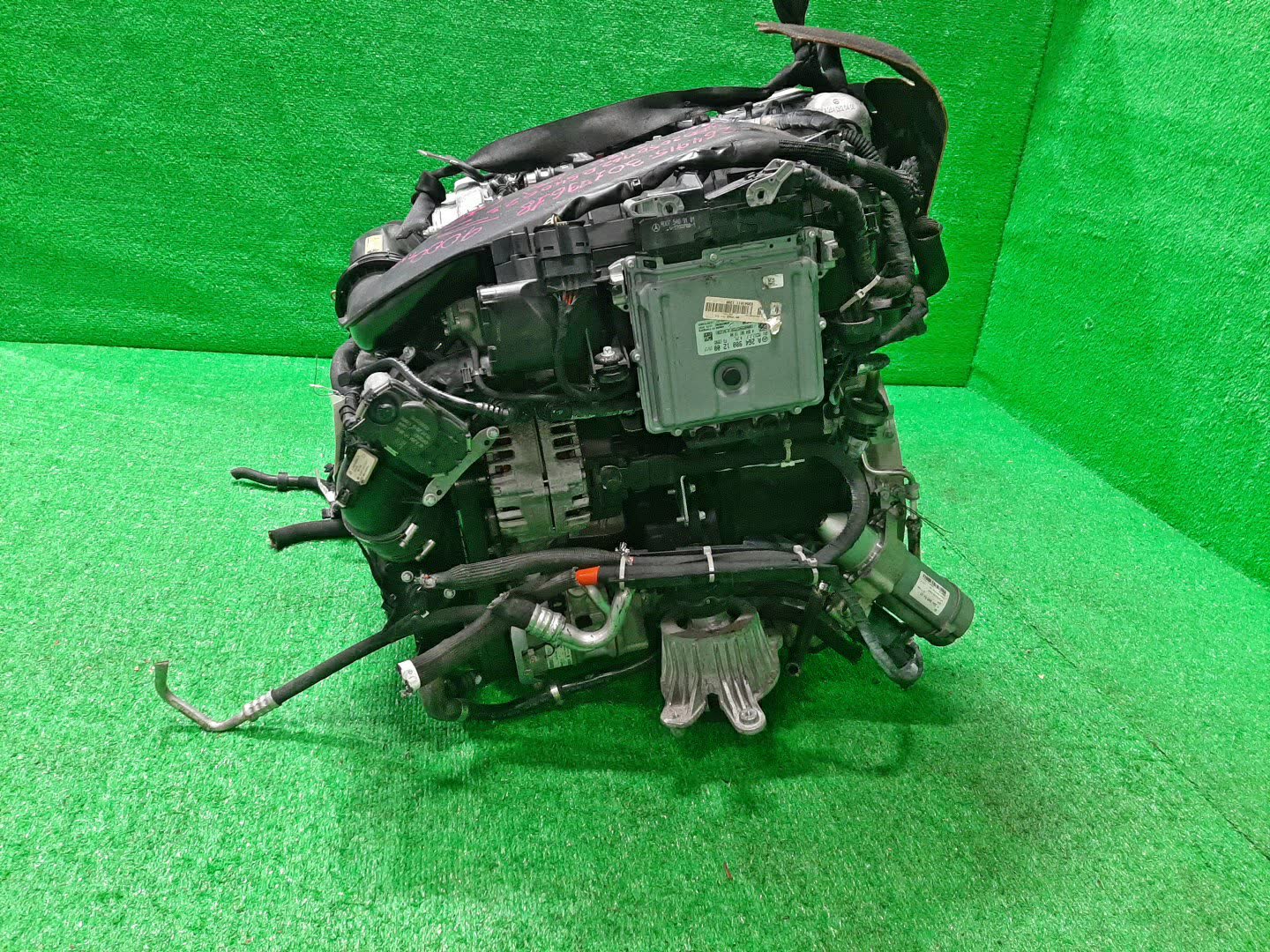 Двигатель MERCEDES-BENZ C-Class, C180 205076C, 205276C, 205376, 205476, 205476C, 205376C, W205, A205, C205, S205 264915, M264.915, M264E15DEHLA 30179618 4 ракурс