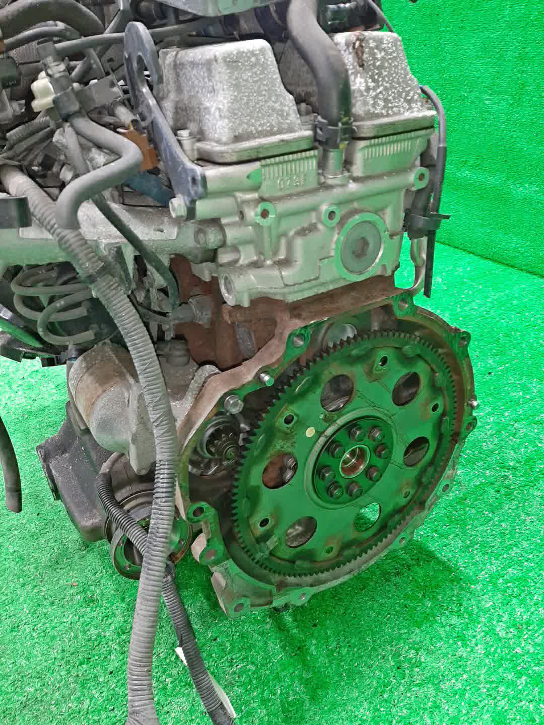 Двигатель TOYOTA MARK II BLIT, MARK II JZX115W, JZX115 1JZ-GE VVTI 5 ракурс