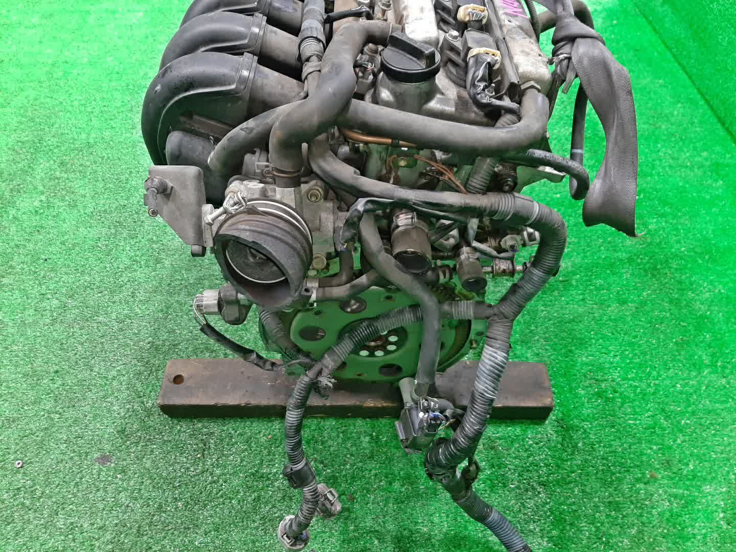 Двигатель TOYOTA COROLLA SPACIO ZZE122N 1ZZ-FE MEX 5 ракурс
