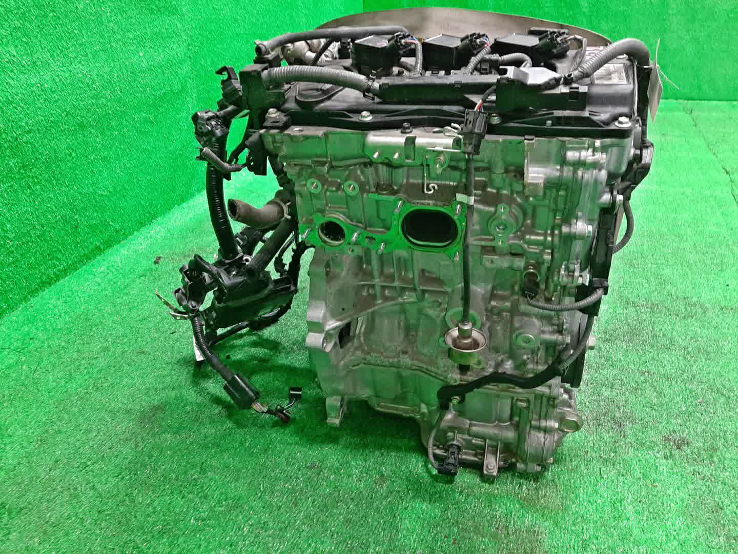 Двигатель TOYOTA AQUA MXPK11, MXPK16 M15A-FXE Y259890 3 ракурс Двигатель TOYOTA AQUA MXPK11, MXPK16 M15A-FXE Y259890 3 ракурс