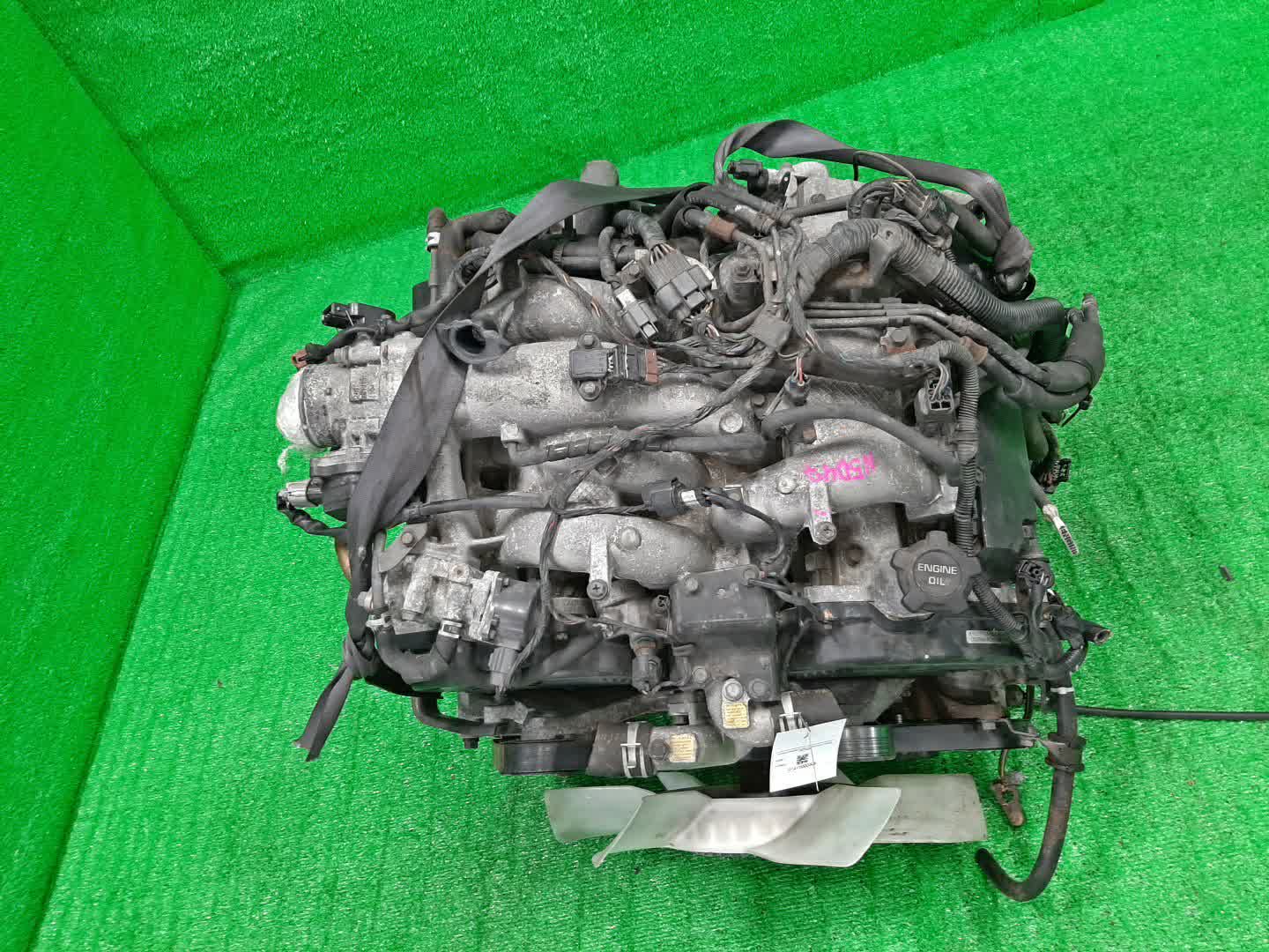 Двигатель MITSUBISHI PAJERO V75W, V65W 6G74 MD367152 1 ракурс