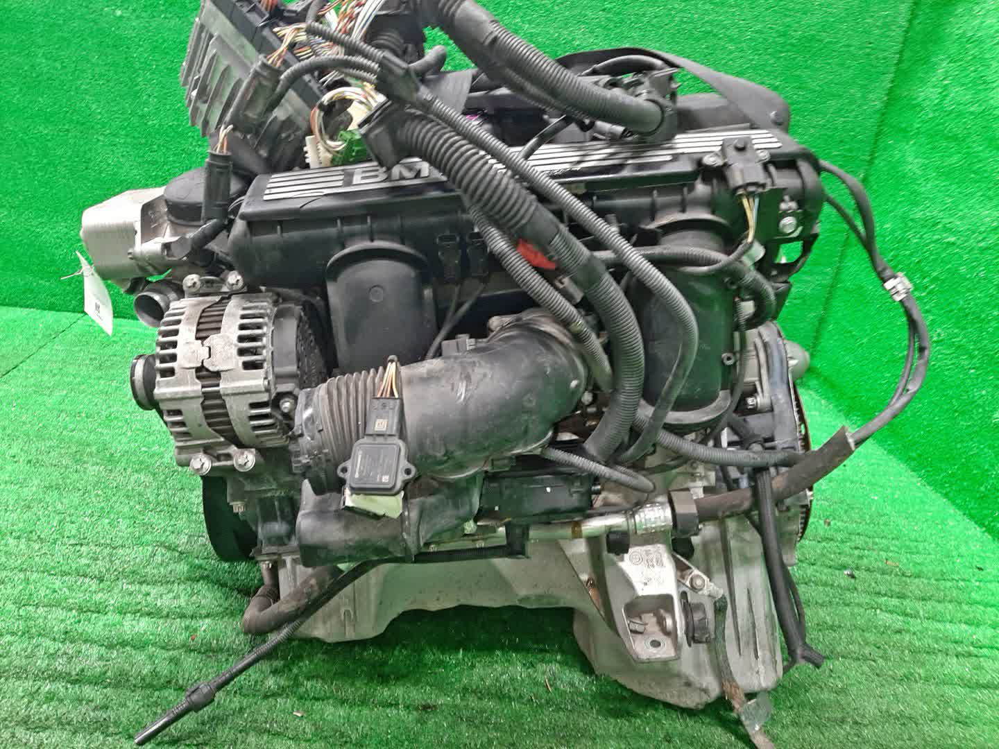 Двигатель BMW 3-Series, 325i E90, E91 N53B30A 00407697 4 ракурс