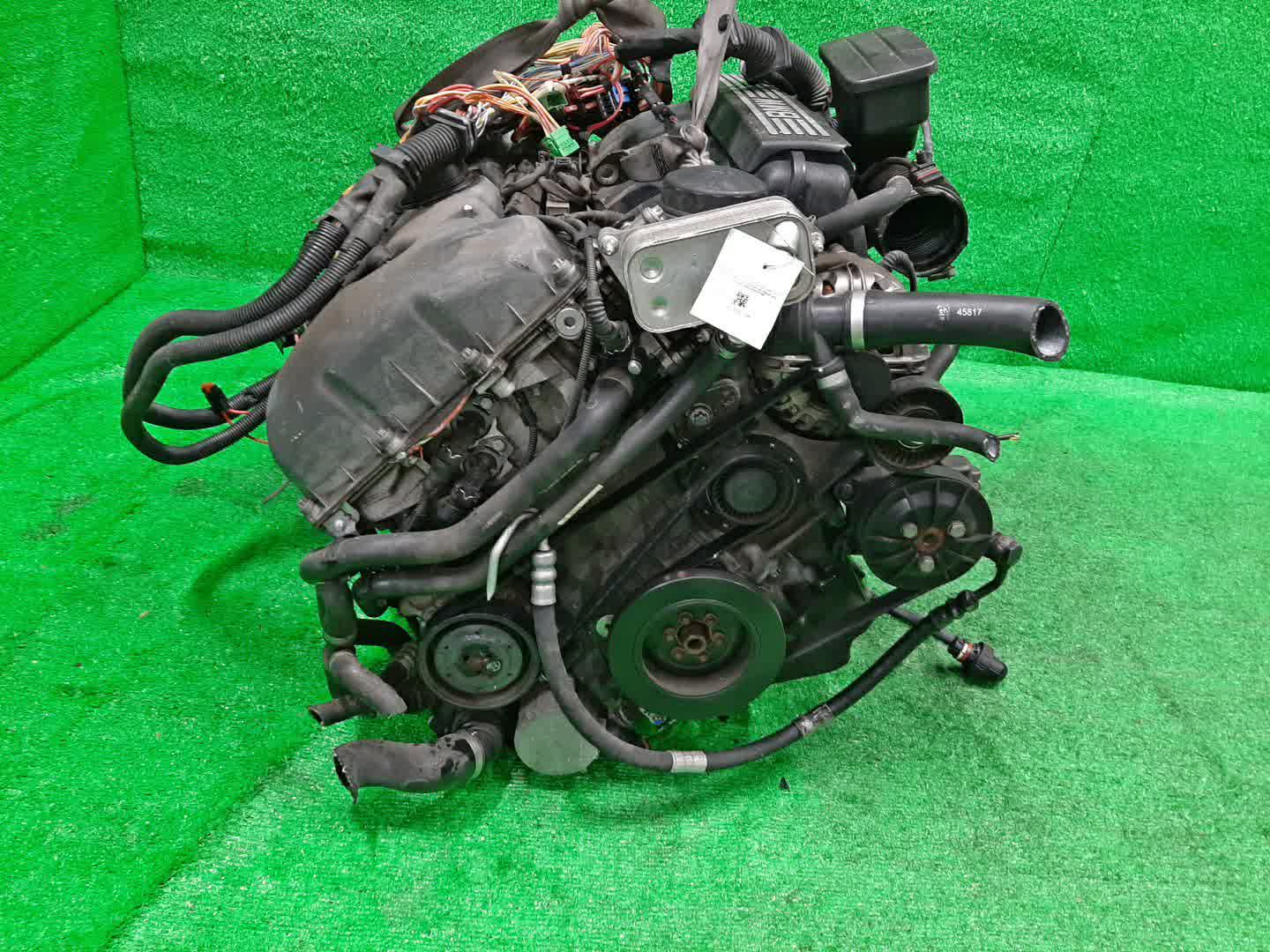 Двигатель BMW 5-Series, 3-Series, X3, 323i, 325i, 525i E61, E60, E90, E91, E93, E92, E83 N52B25AF N52B25AF 2 ракурс