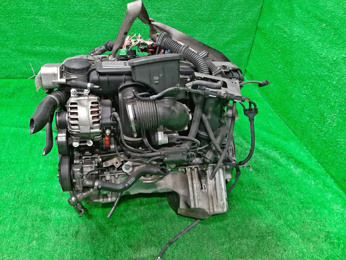 Двигатель BMW 5-Series, 3-Series, X3, 323i, 325i, 525i E61, E60, E90, E91, E93, E92, E83 N52B25AF N52B25AF 4 ракурс