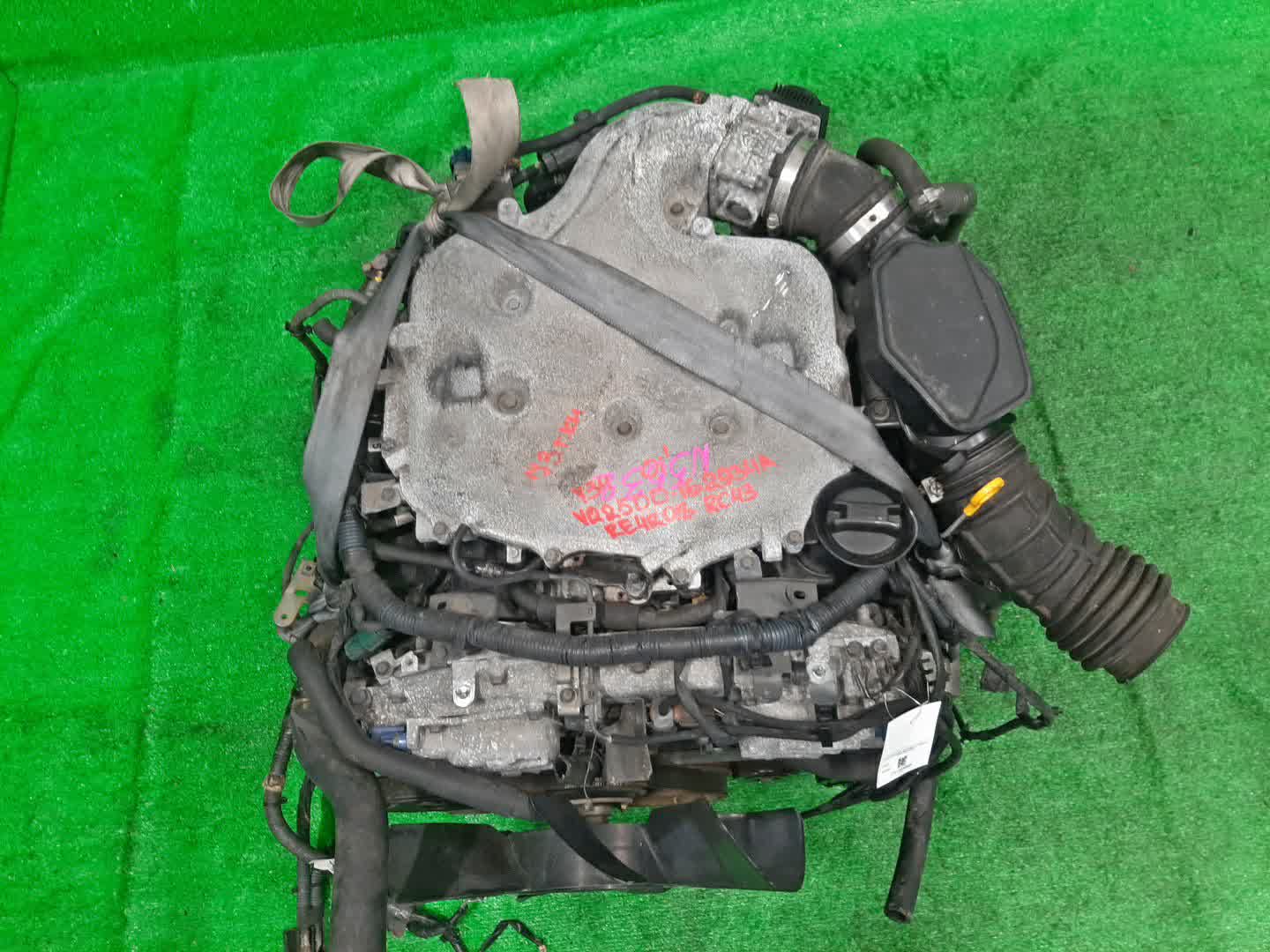 Двигатель NISSAN CEDRIC, GLORIA MY34 VQ25DD 2MOD 1 ракурс