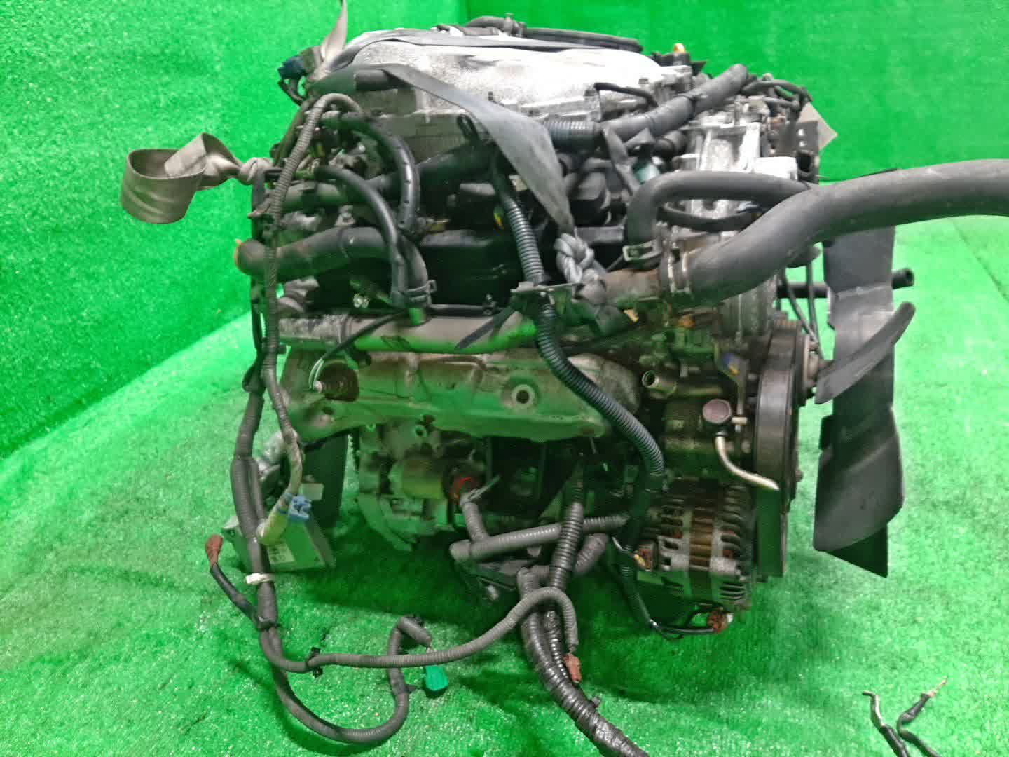 Двигатель NISSAN CEDRIC, GLORIA MY34 VQ25DD 2MOD 3 ракурс