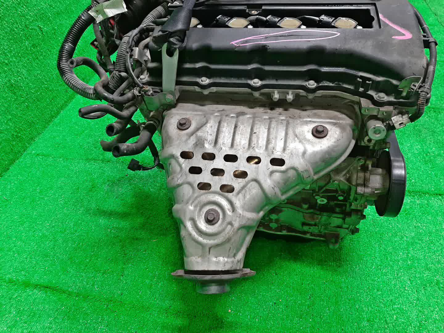 Двигатель MITSUBISHI OUTLANDER, DELICA D5 CW5W, CV5W 4B12 AJ6404 3 ракурс