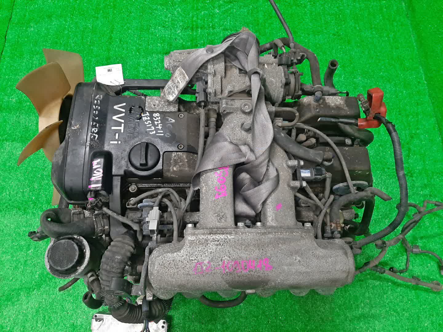Двигатель TOYOTA CROWN JZS173 1JZ-GE VVTI 1 ракурс