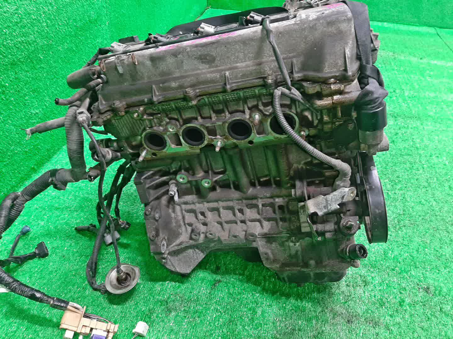 Двигатель TOYOTA COROLLA, PREMIO, COROLLA SPACIO, WISH, ALLION, COROLLA FIELDER, ALLEX, COROLLA RUNX, WILL VS ZZE124, ZZT245, ZZE124N, ZNE14G, ZZE124G, ZZE129 1ZZ-FE MEX 3 ракурс