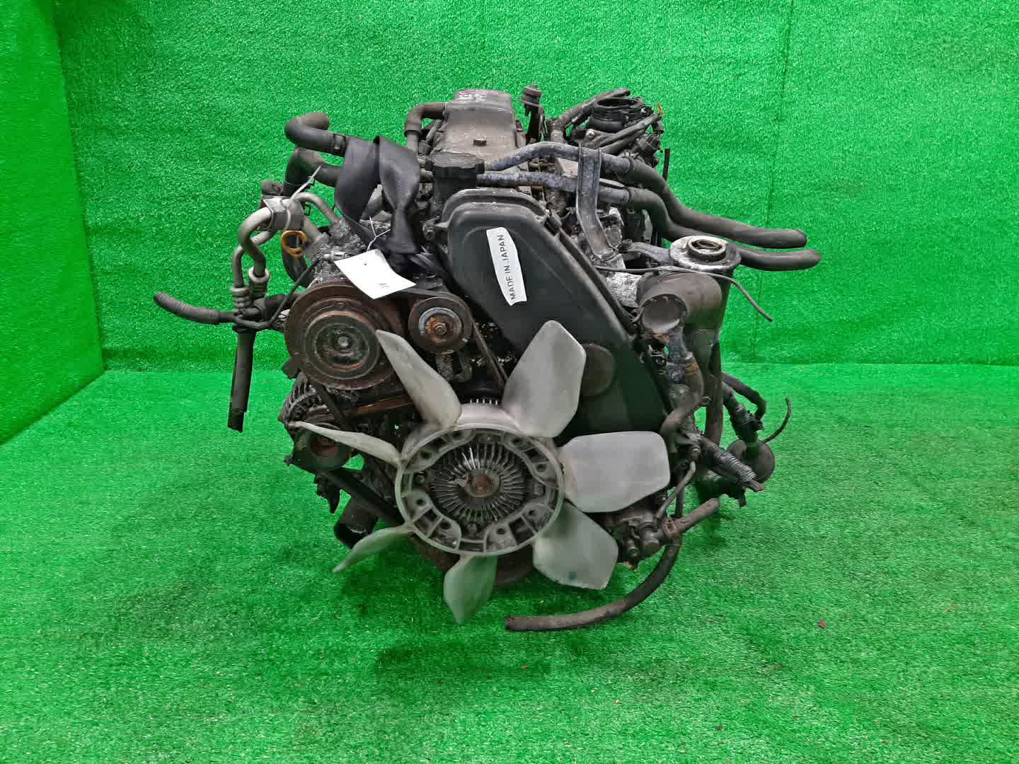 Двигатель TOYOTA GRANVIA, GRAND HIACE, HIACE REGIUS, TOURING HIACE KCH16W, KCH46G, KCH46W 1KZ-TE 2MOD 2 ракурс Двигатель TOYOTA GRANVIA, GRAND HIACE, HIACE REGIUS, TOURING HIACE KCH16W, KCH46G, KCH46W 1KZ-TE 2MOD 2 ракурс