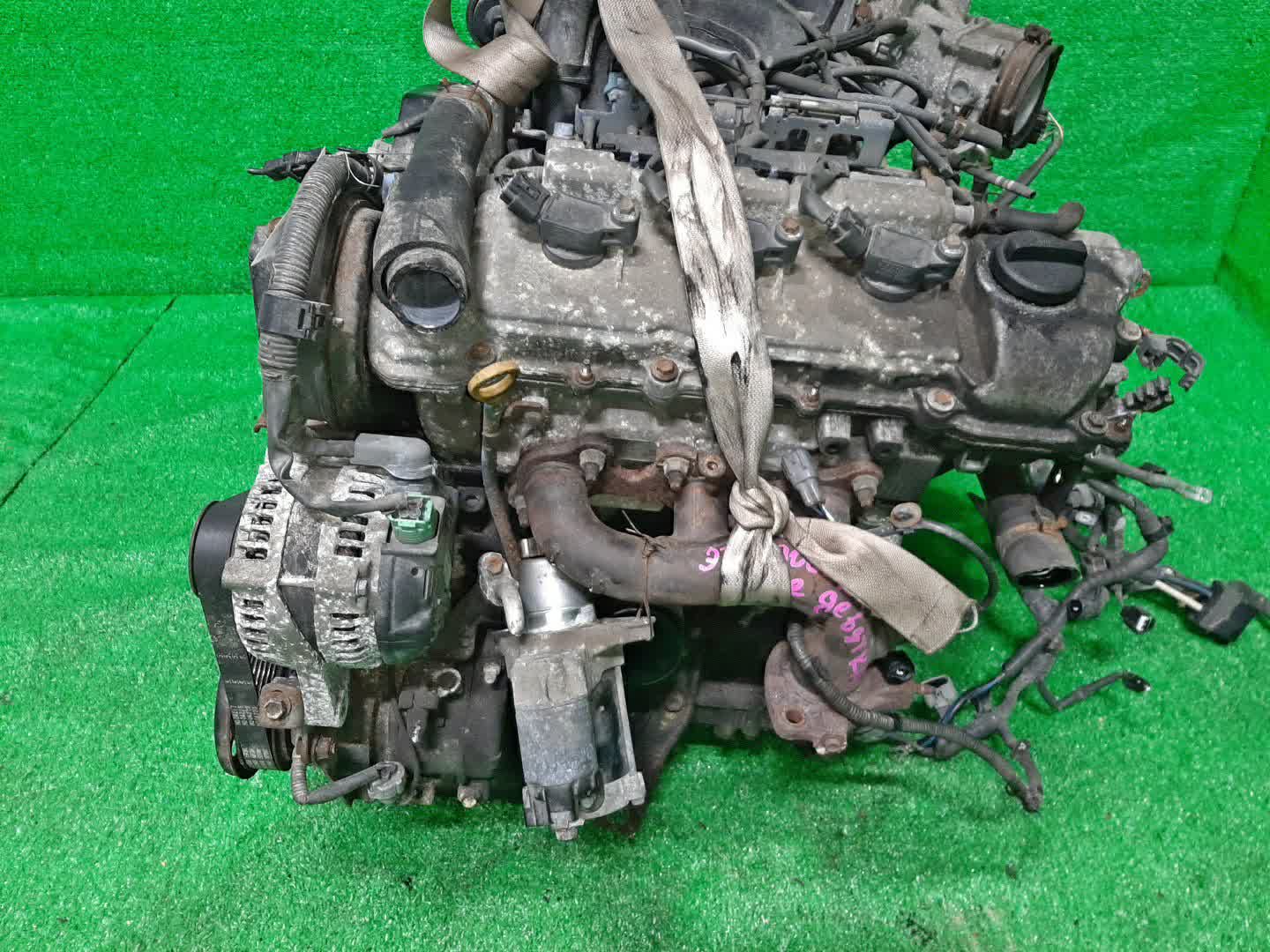 Двигатель TOYOTA ALPHARD MNH15W 1MZ-FE 2MOD 3 ракурс Двигатель TOYOTA ALPHARD MNH15W 1MZ-FE 2MOD 3 ракурс