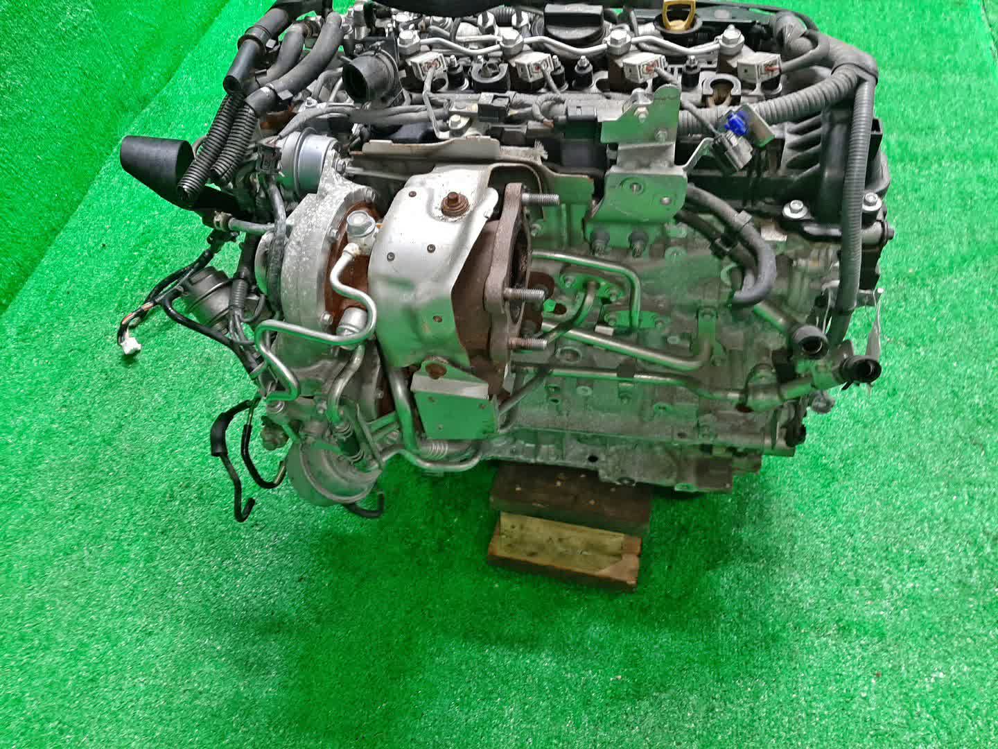 Двигатель MAZDA AXELA BM2FS SH-VPTR 30412565 3 ракурс