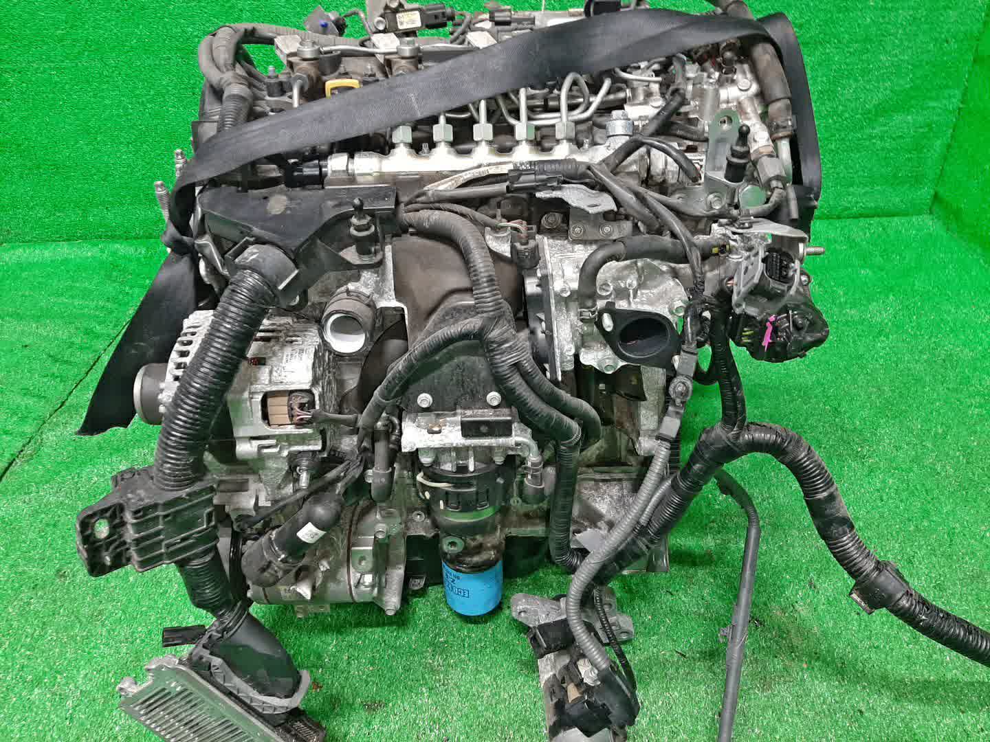 Двигатель MAZDA AXELA BM2FS SH-VPTR 30412565 4 ракурс