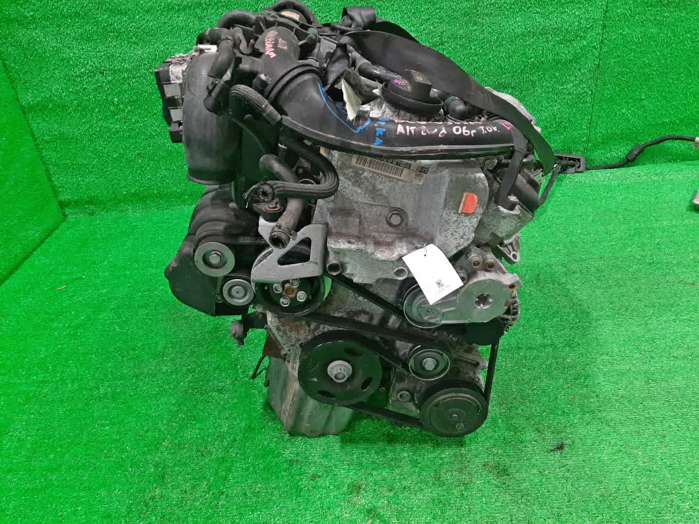 Двигатель VOLKSWAGEN TOURAN, GOLF V, GOLF, JETTA 1T1, 1T2, 1T3, 1K1, MK5, 1K5 BLG 037586 2 ракурс
