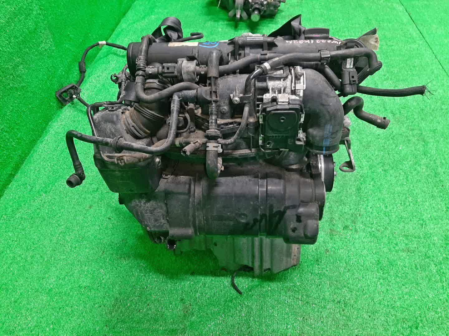 Двигатель VOLKSWAGEN TOURAN, GOLF V, GOLF, JETTA 1T1, 1T2, 1T3, 1K1, MK5, 1K5 BLG 037586 3 ракурс