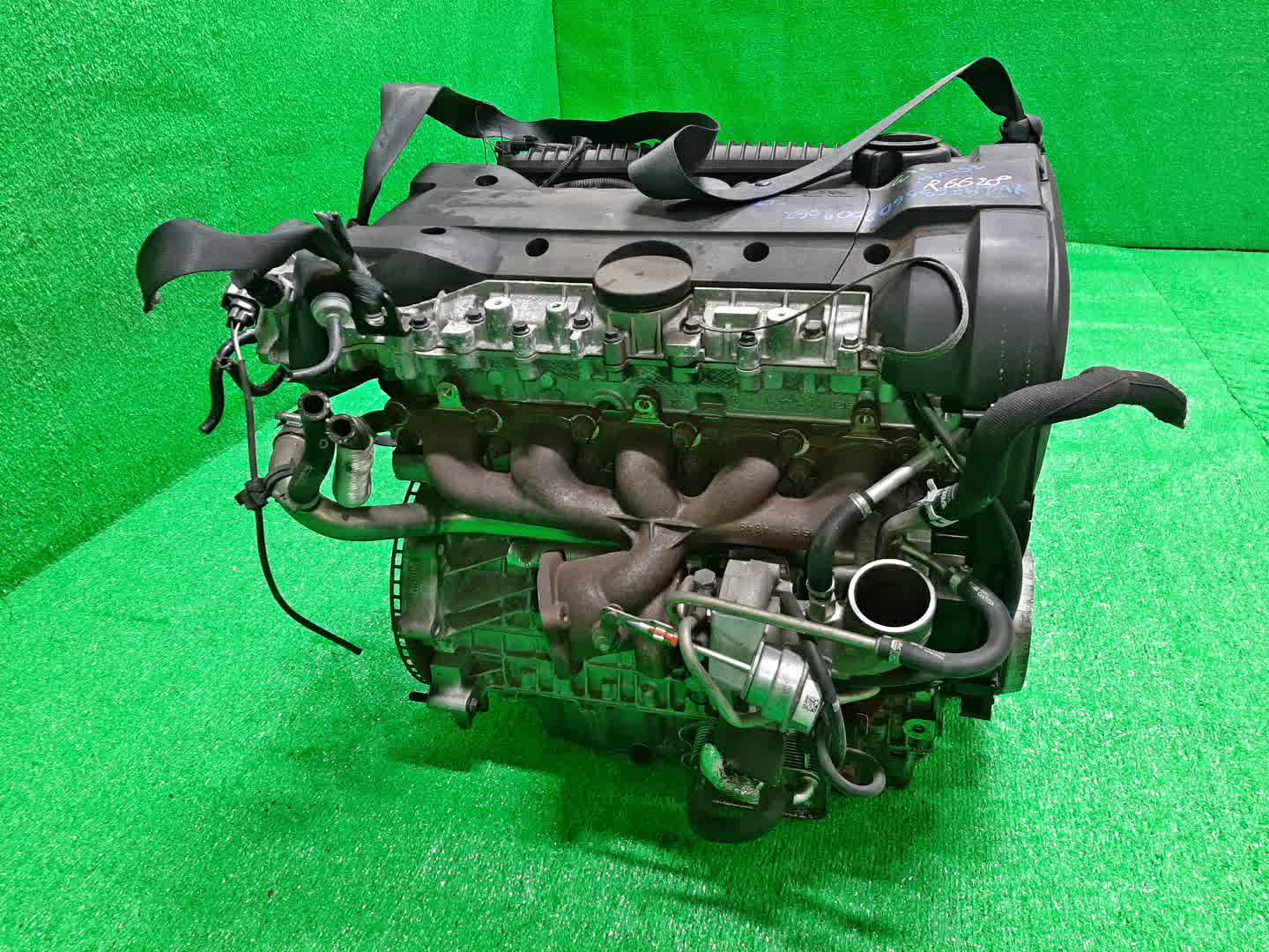 Двигатель VOLVO V40 MZ63, MV B5204T9 4633786 3 ракурс