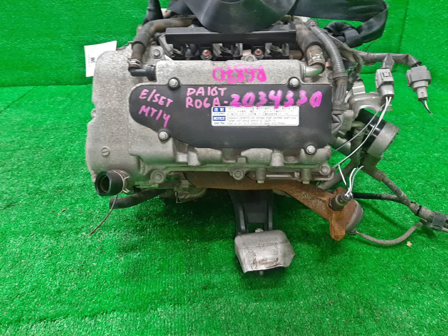 Двигатель SUZUKI CARRY TRUCK DA16T R06A 2034330 4 ракурс
