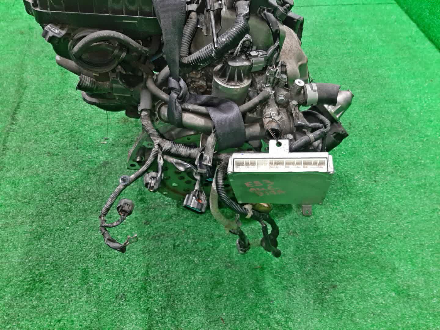 Двигатель HONDA CIVIC, STREAM, EDIX, CIVIC FERIO EU3, ES3, EU4, ET2, EN2, RN2, RN1, BE1, BE2 D17A 1313714 5 ракурс