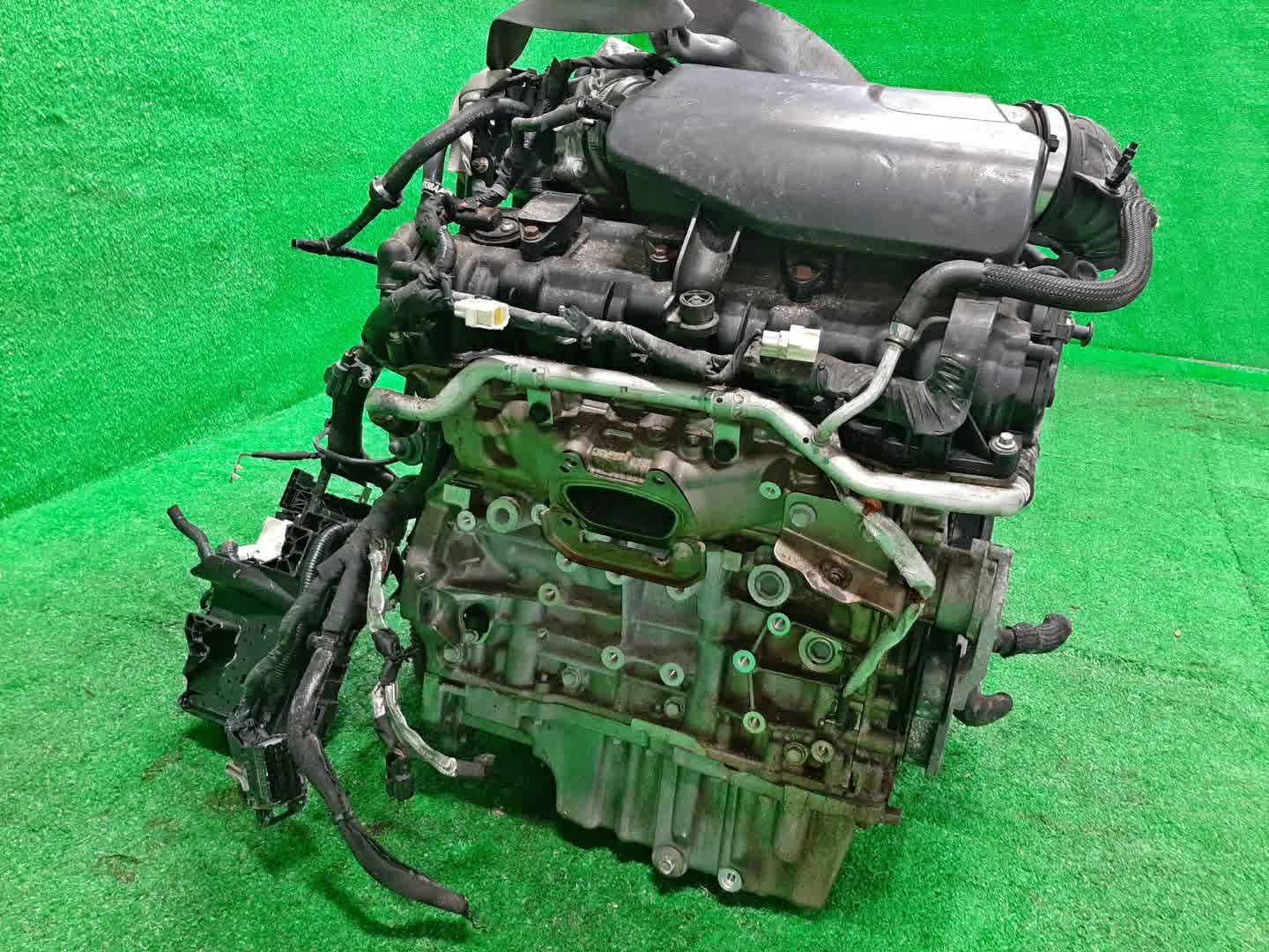 Двигатель JEEP CHEROKEE KL EHB EW314803 3 ракурс Двигатель JEEP CHEROKEE KL EHB EW314803 3 ракурс