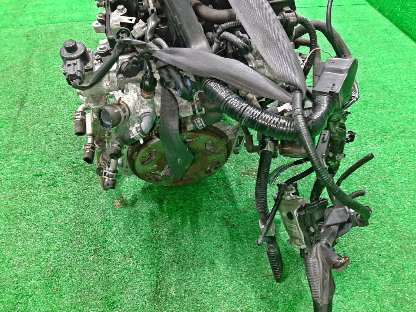 Двигатель SUZUKI SOLIO MA36S K12C 5005703 5 ракурс