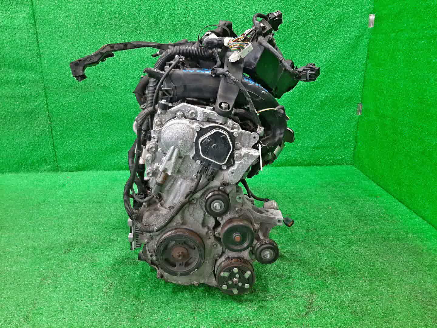 Двигатель NISSAN SERENA GFNC27, GNC27 MR20DD 026995C 2 ракурс Двигатель NISSAN SERENA GFNC27, GNC27 MR20DD 026995C 2 ракурс