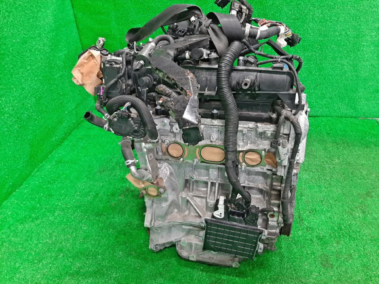 Двигатель NISSAN SERENA GFNC27, GNC27 MR20DD 026995C 3 ракурс Двигатель NISSAN SERENA GFNC27, GNC27 MR20DD 026995C 3 ракурс