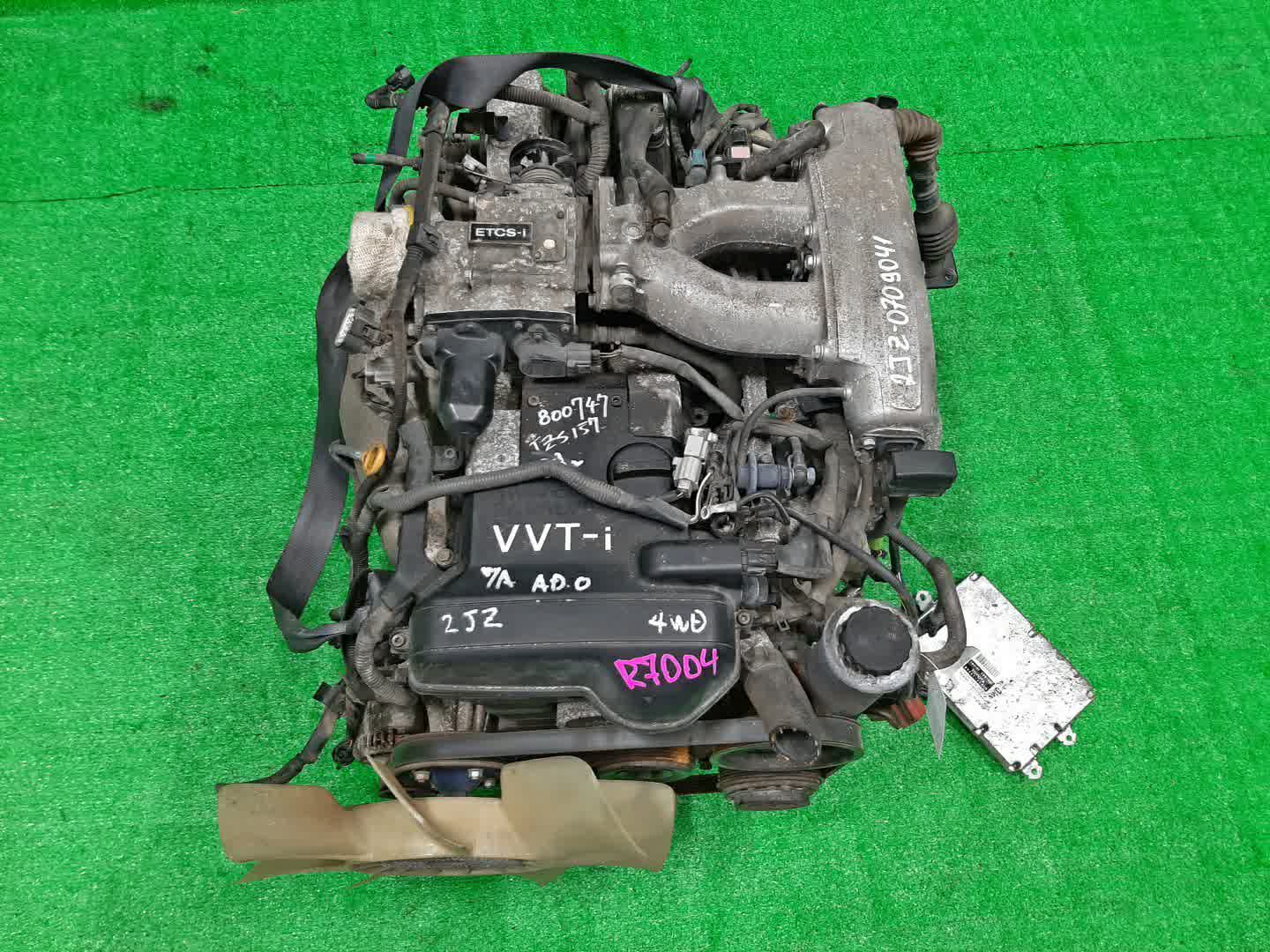 Двигатель TOYOTA CROWN JZS157 2JZ-GE VVTI 1 ракурс