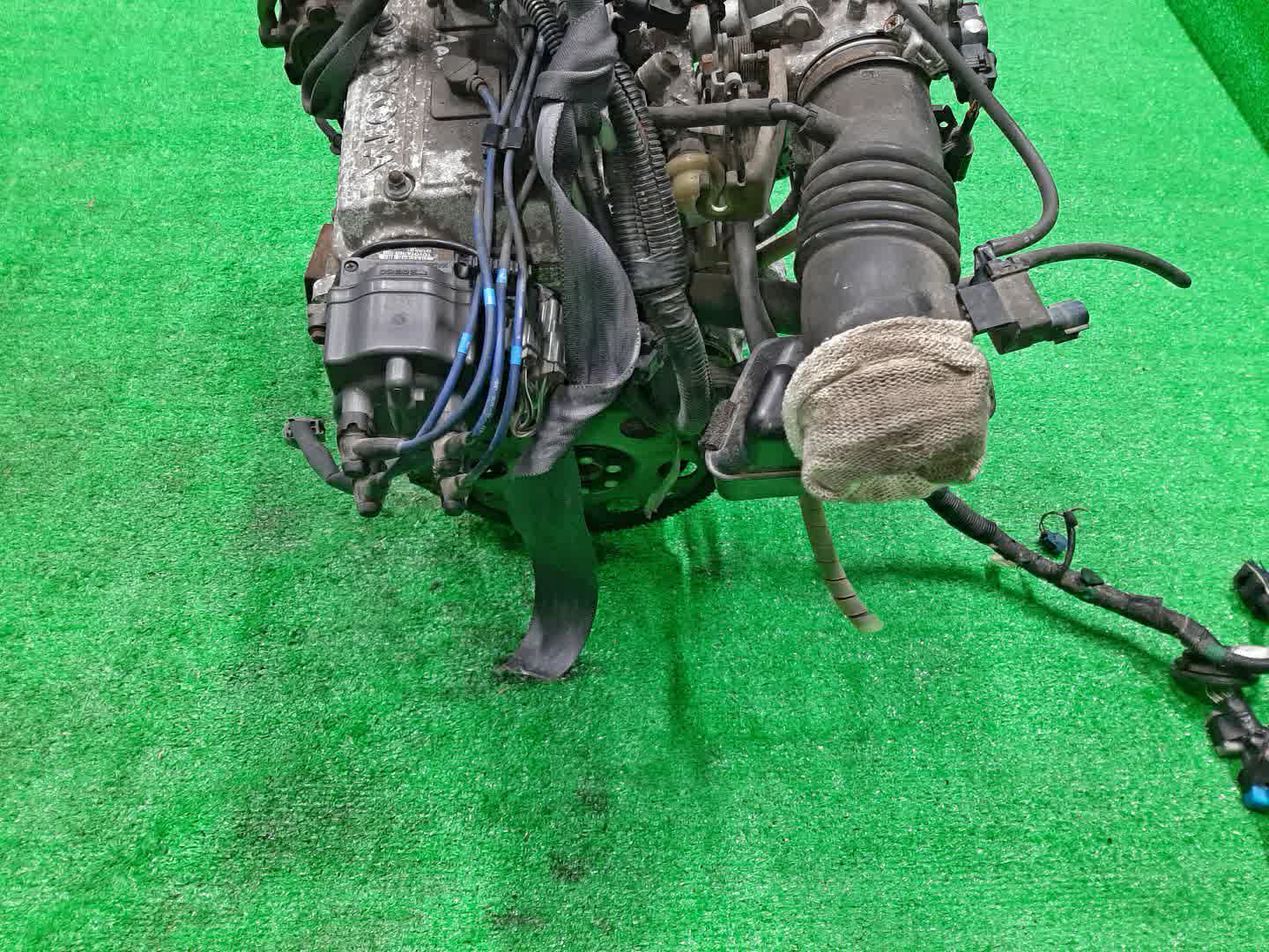 Двигатель TOYOTA STARLET EP95 4E-FE TPAM 5 ракурс