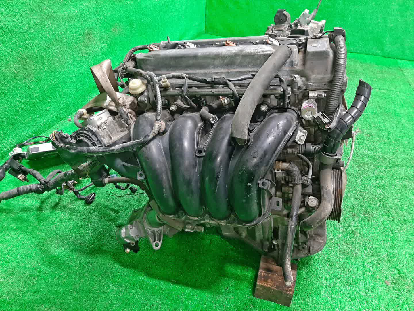 Двигатель TOYOTA IPSUM ACM21W, ACM26W 2AZ-FE ELECTRO 4 ракурс Двигатель TOYOTA IPSUM ACM21W, ACM26W 2AZ-FE ELECTRO 4 ракурс
