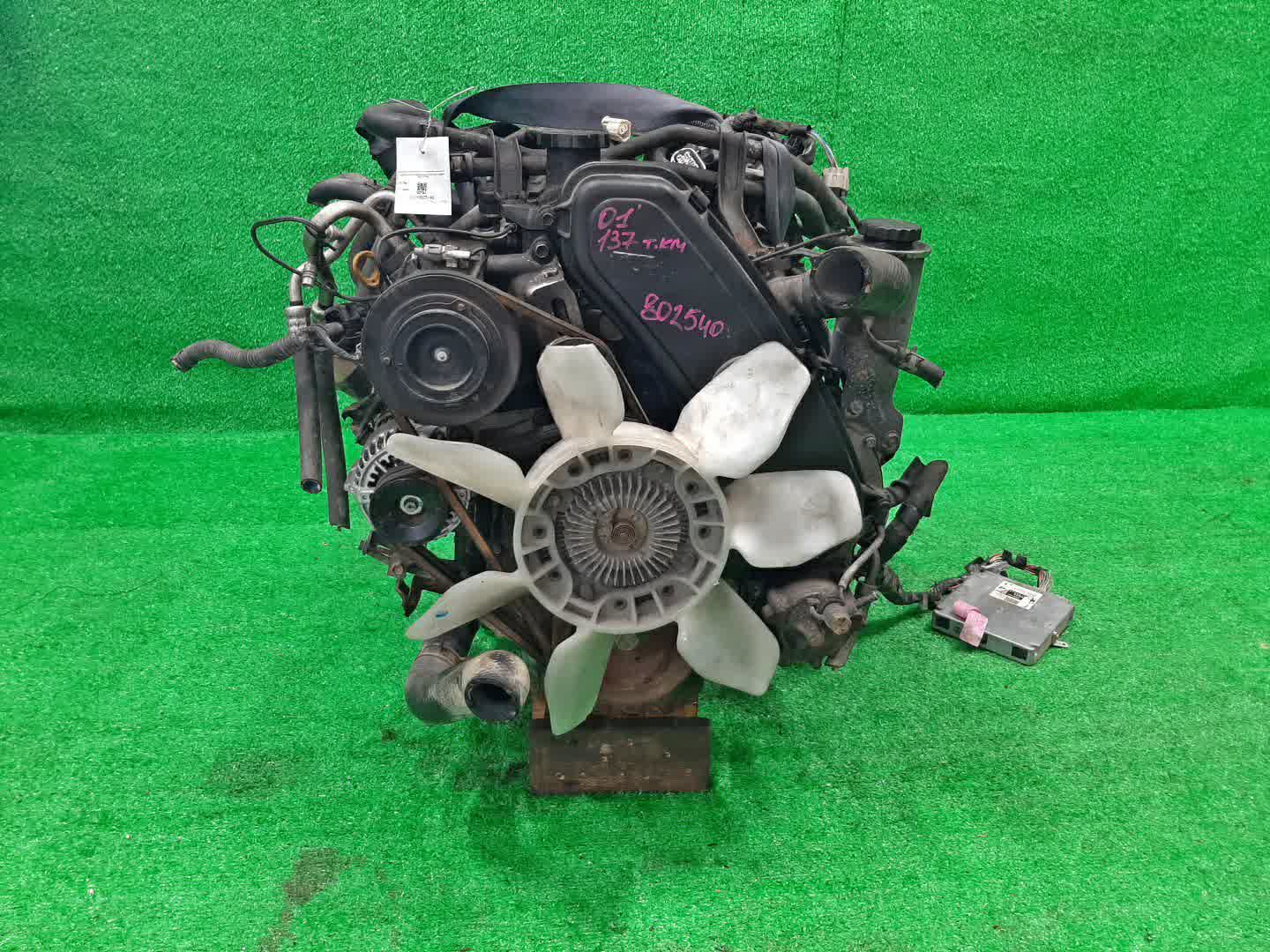 Двигатель TOYOTA GRANVIA, GRAND HIACE, HIACE REGIUS, TOURING HIACE KCH16W, KCH46G, KCH46W 1KZ-TE 2MOD 2 ракурс Двигатель TOYOTA GRANVIA, GRAND HIACE, HIACE REGIUS, TOURING HIACE KCH16W, KCH46G, KCH46W 1KZ-TE 2MOD 2 ракурс