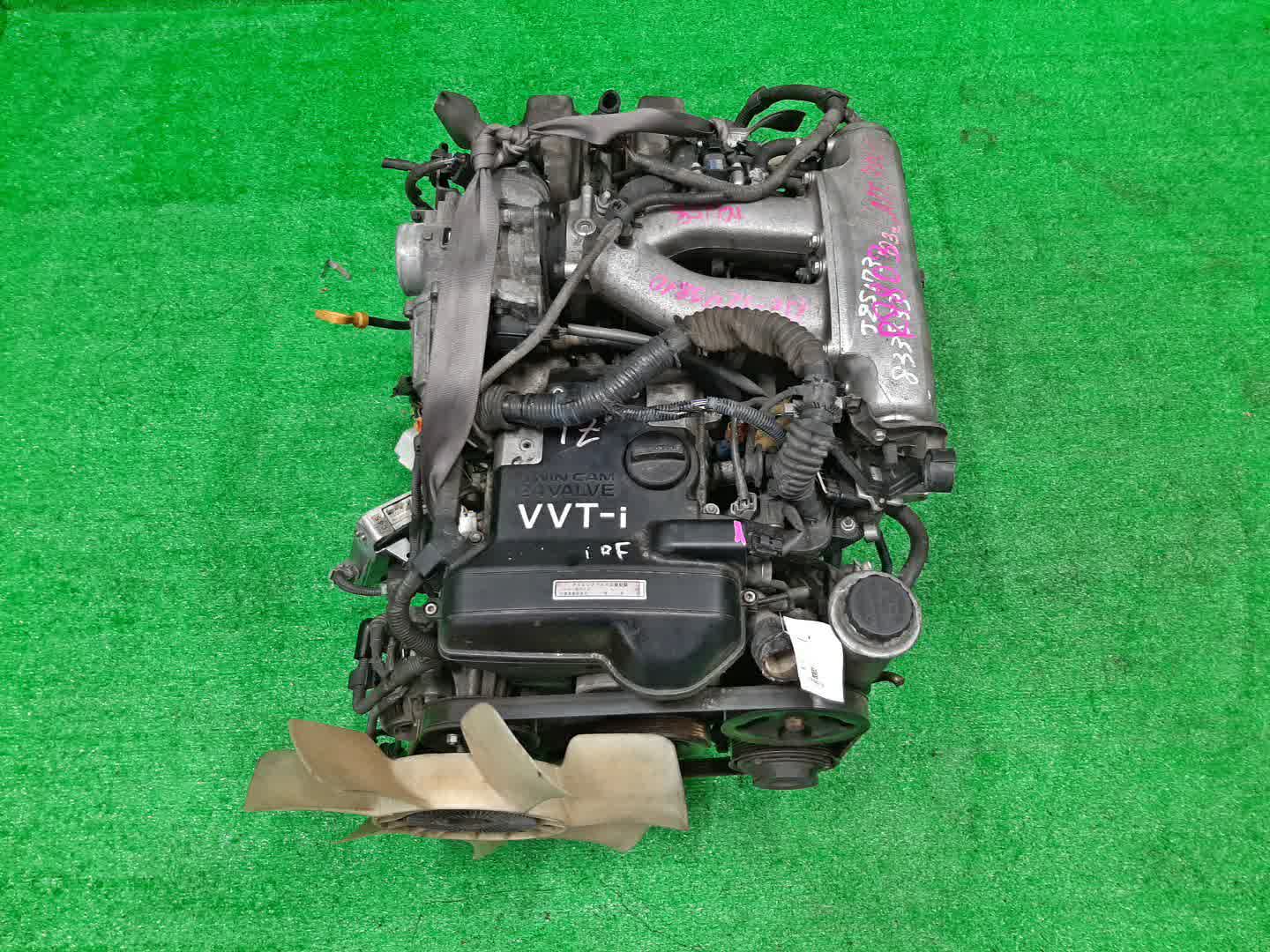 Двигатель TOYOTA CROWN JZS173 1JZ-GE VVTI 1 ракурс
