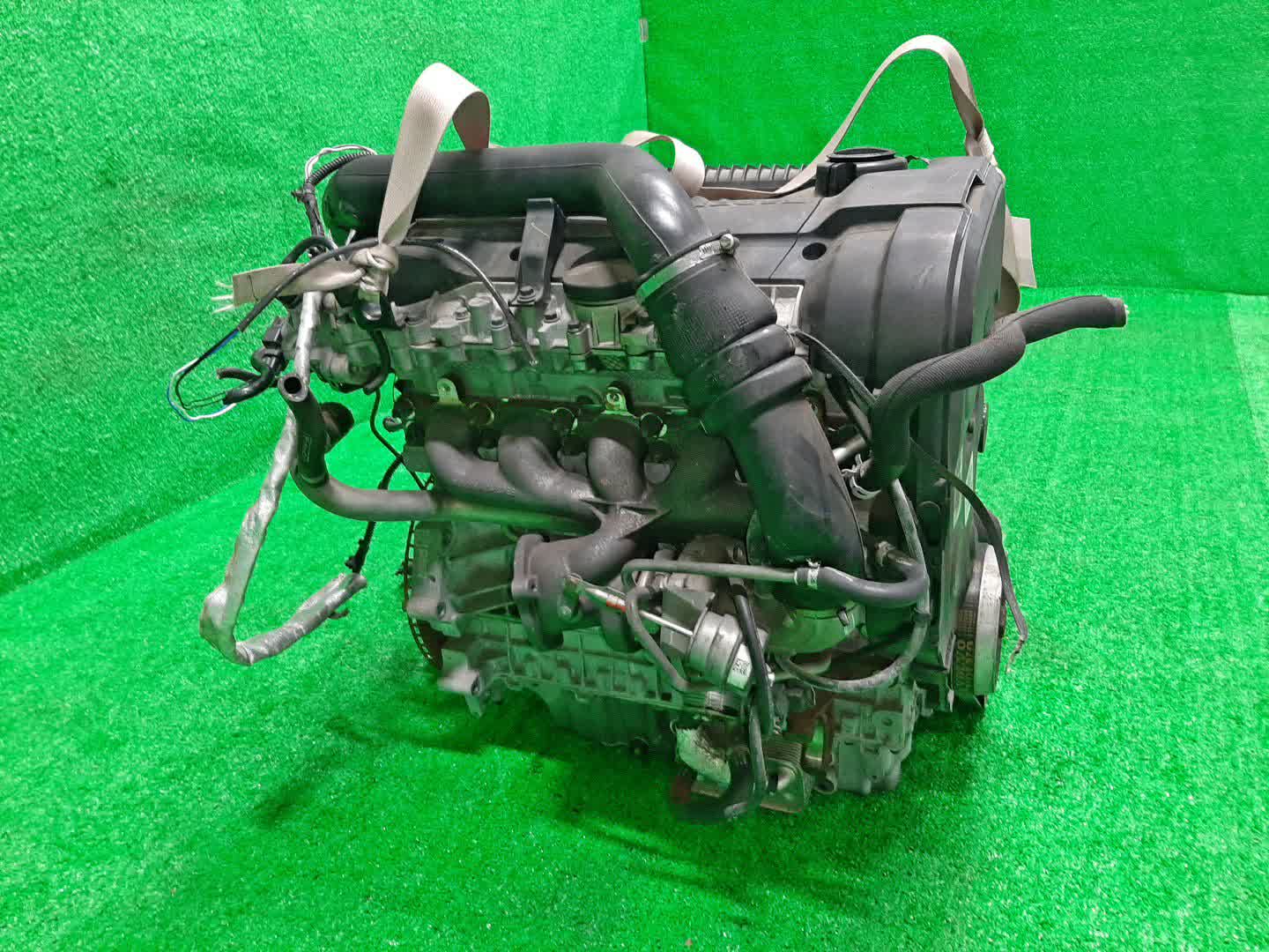 Двигатель VOLVO V40 MZ63, MV B5204T9 4659769 3 ракурс