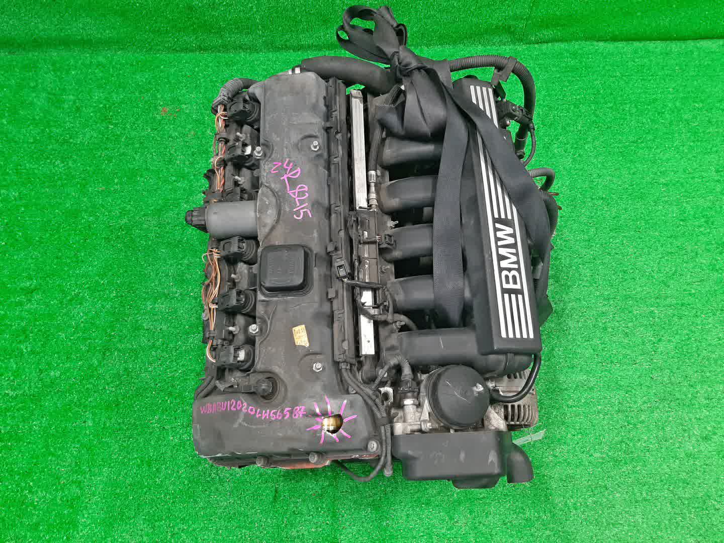 Двигатель BMW Z4 E85 N52B25A N52B25AE 1 ракурс